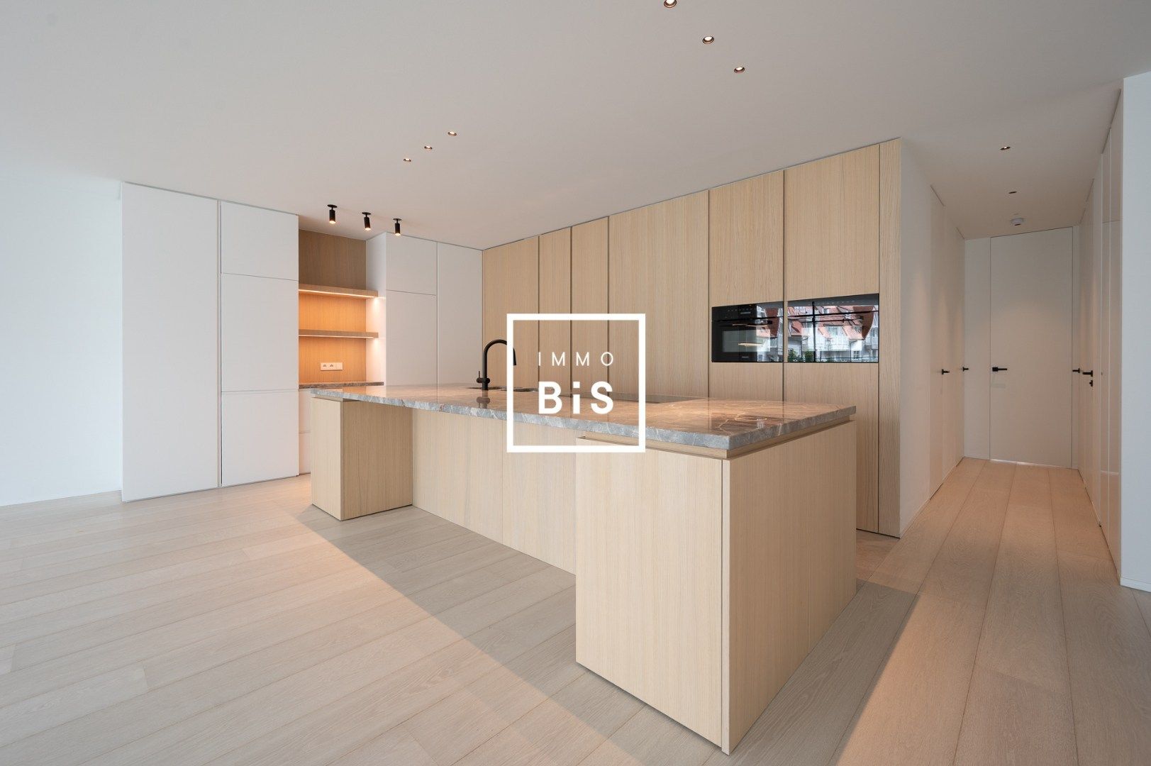 Uitzonderlijk appartement op de Kustlaan met zuidgericht terras foto 2