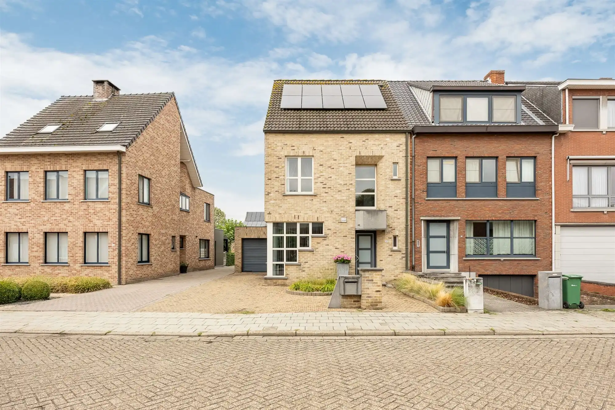Instapklare woning met 4 slaapkamers en garage foto 45