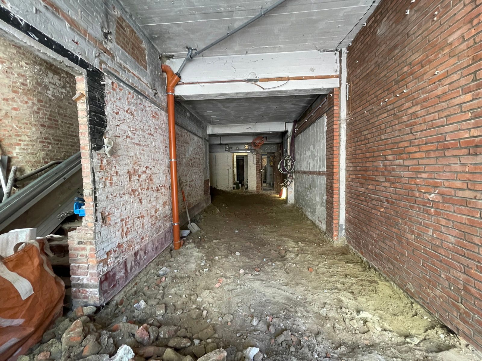 Handelsgelijkvloers op AAA-locatie foto 4
