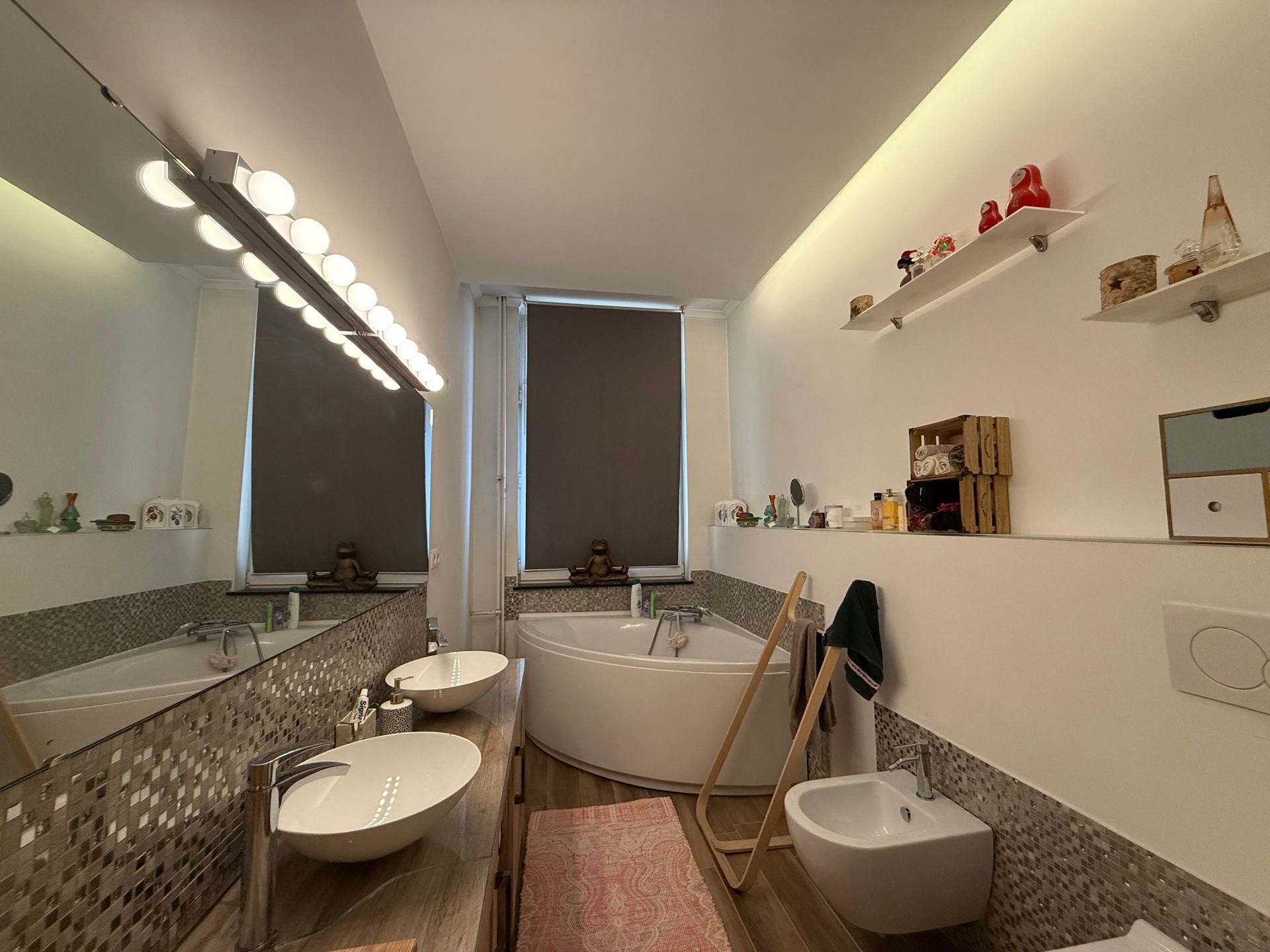 Gemeubeld appartement van ca. 74 m² foto 9