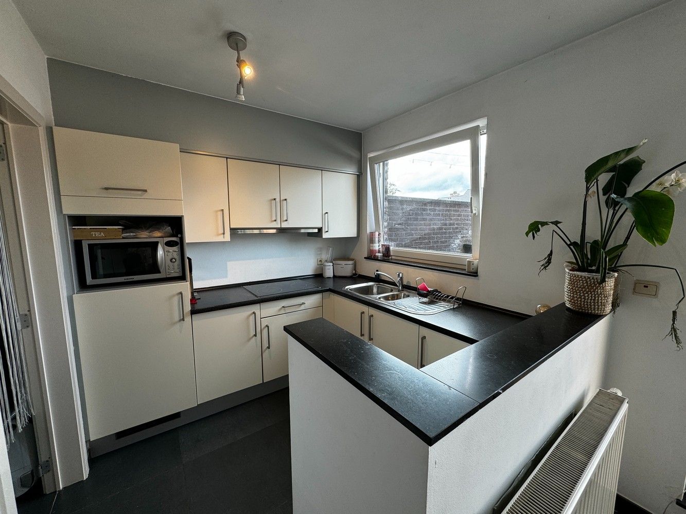 Stijlvol duplex appartement in het centrum van Zutendaal foto 5