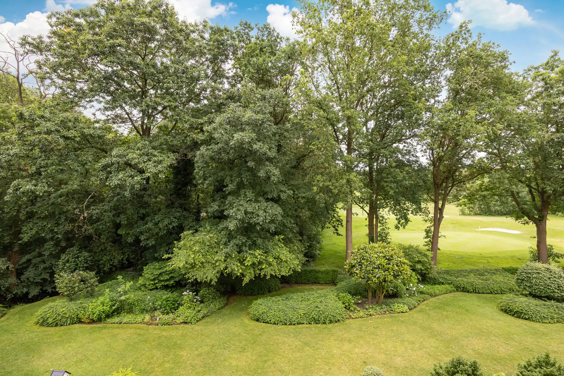 Energiezuinig appartement aan de golf met 4 parkeerplaatsen!  foto 3