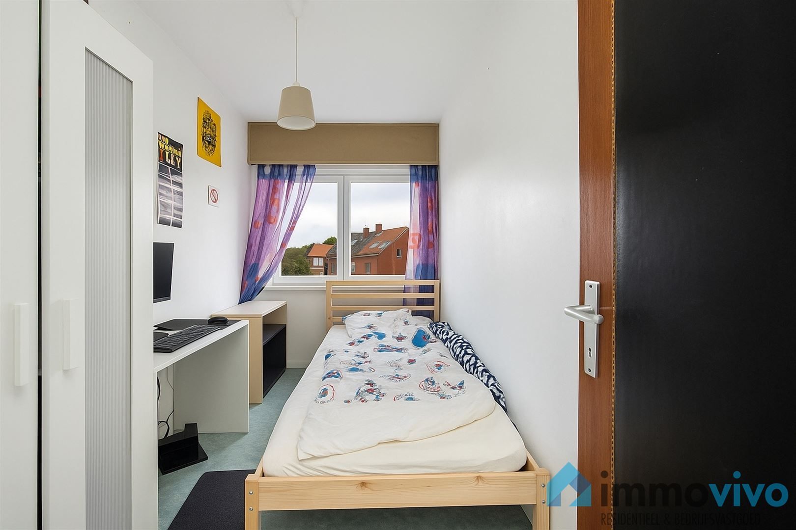 Half open woning met drie slaapkamers en tuin foto 8