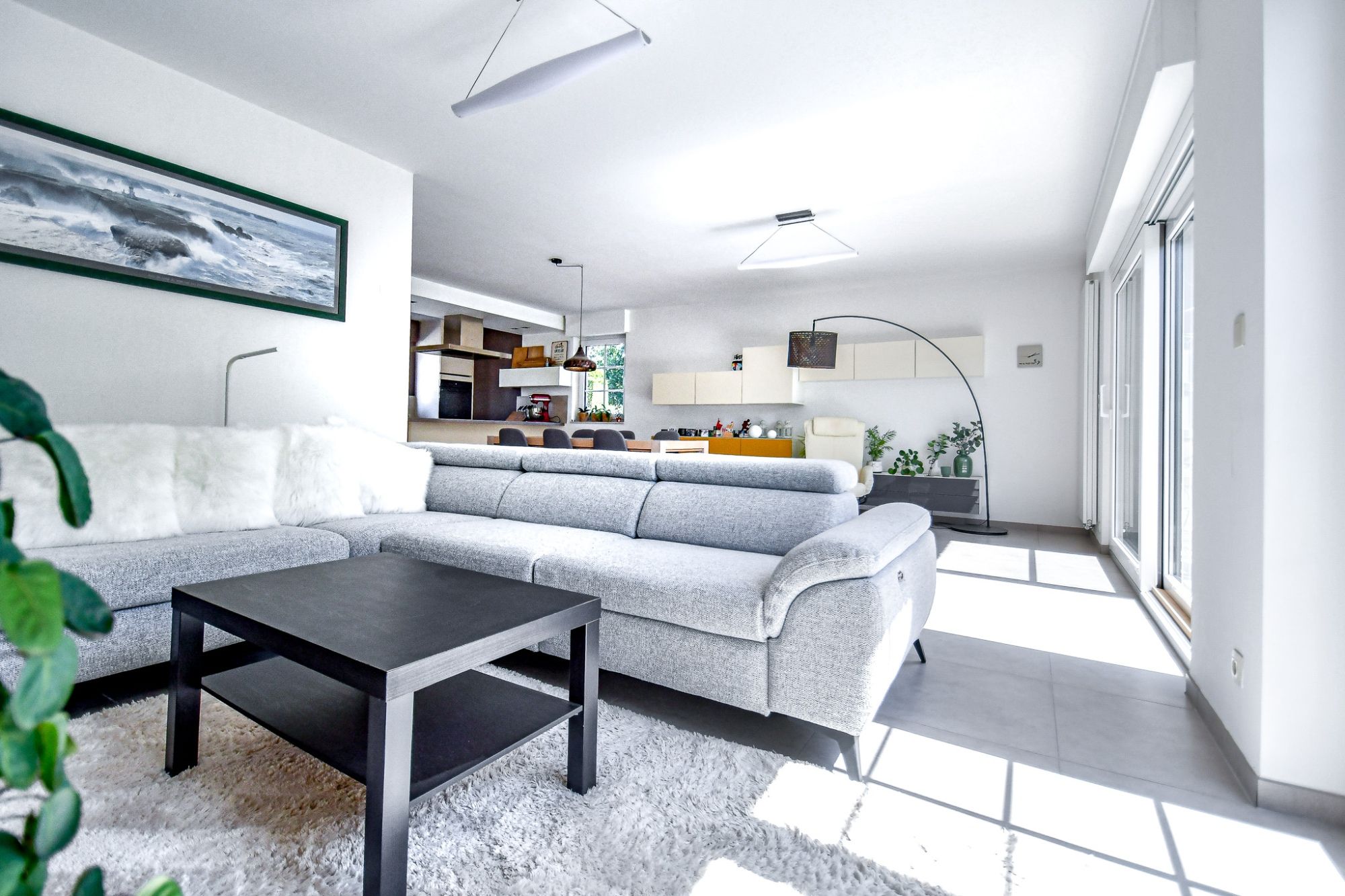 Recente woning gelegen in een gezellige rustige straat vlakbij het kanaal foto 7
