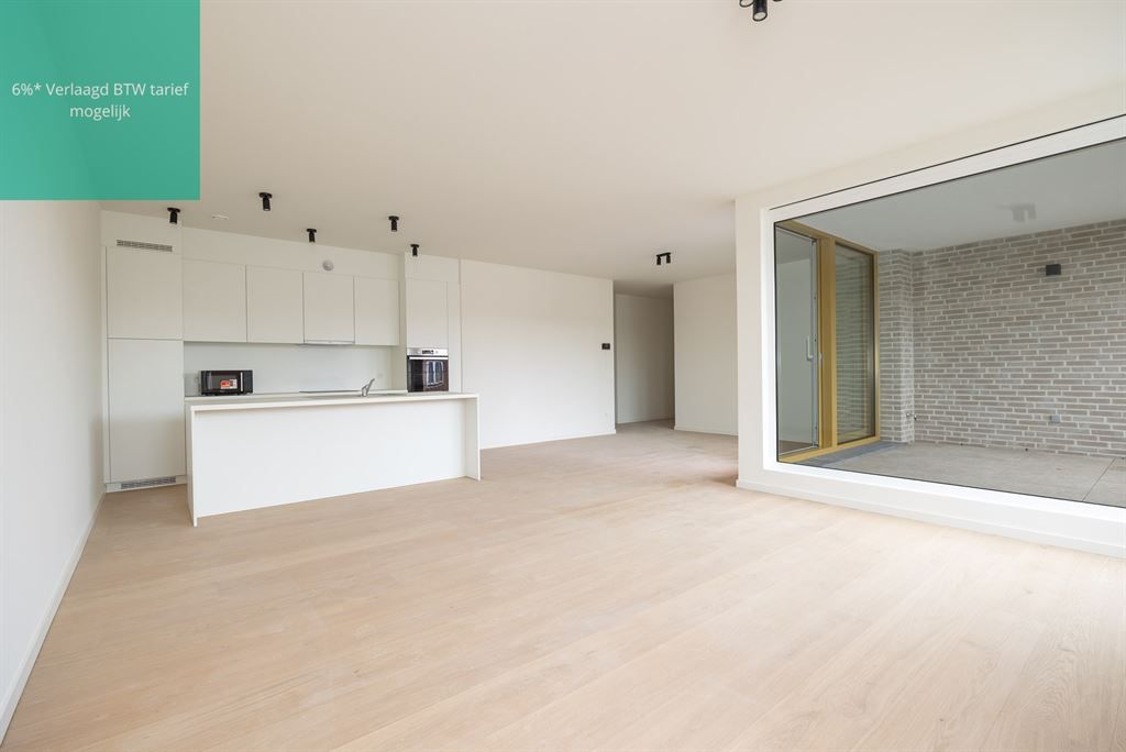 Ruim 3-slaapkamer appartement met luxe afwerking foto {{pictureIndex}}