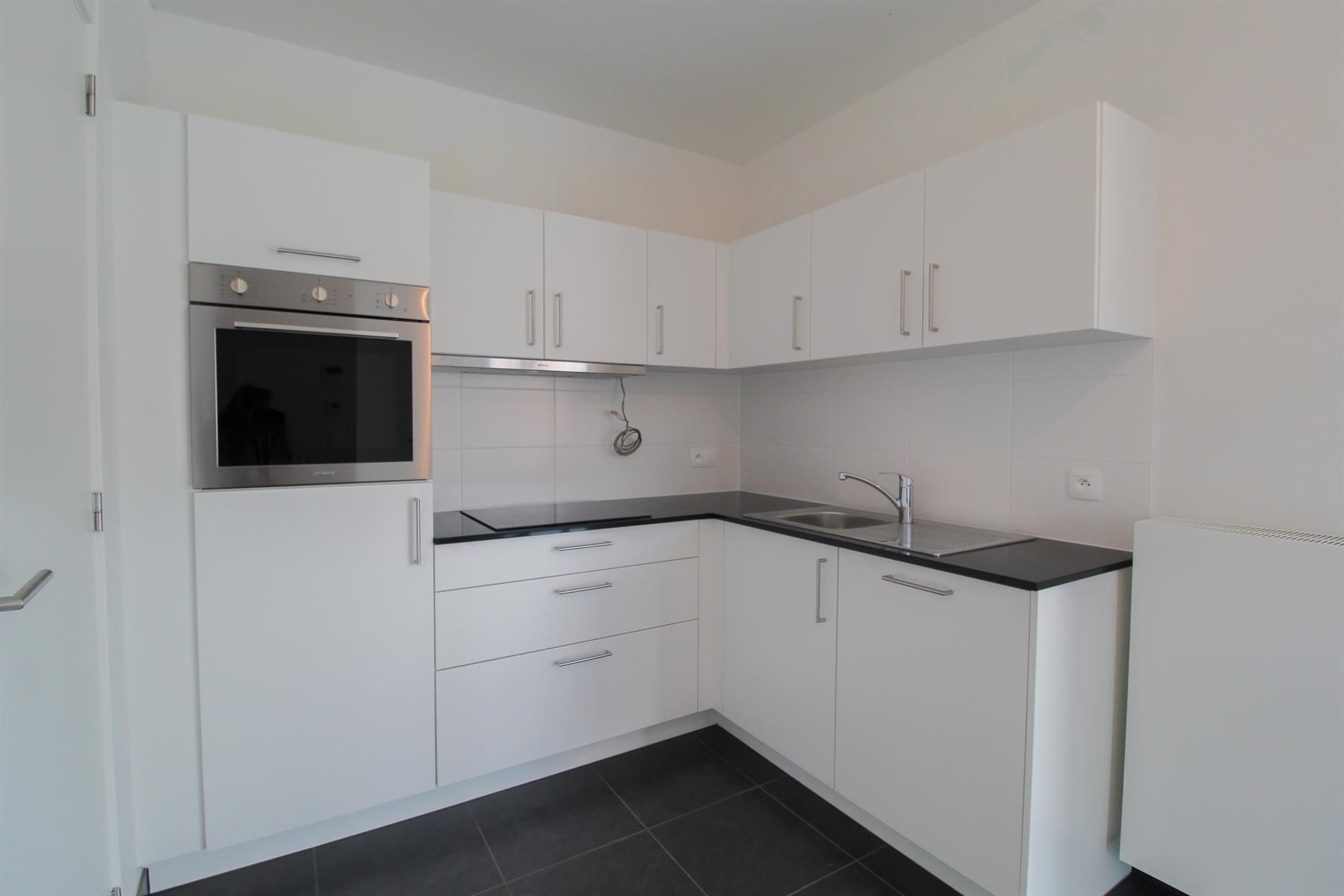 Gelijkvloers appartement met 1 slaapkamer te Gent foto 6