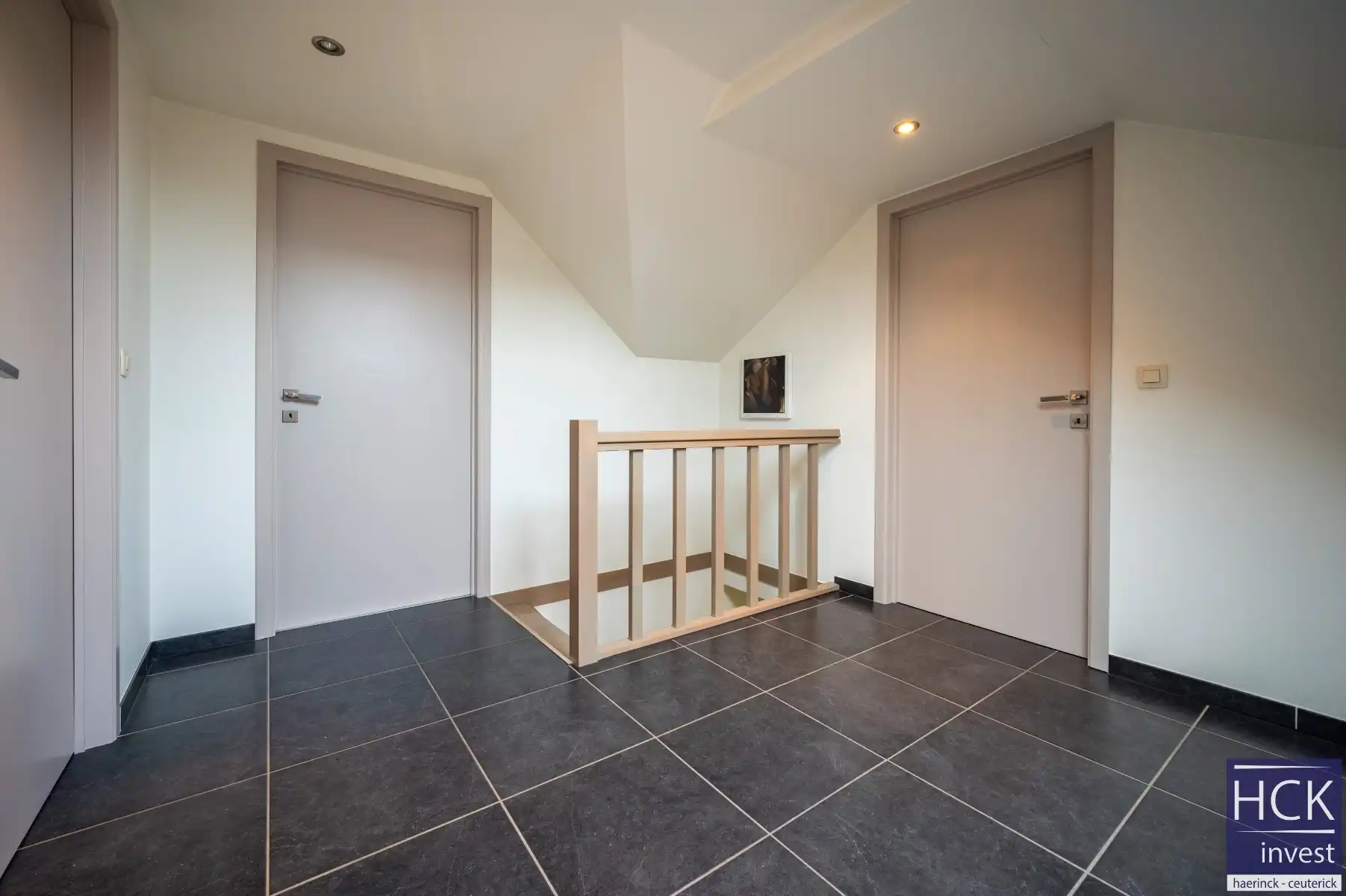 KRUISHOUTEM - Instapklare en prachtig gelegen woning met 4 SLPK. én zwembad foto 17