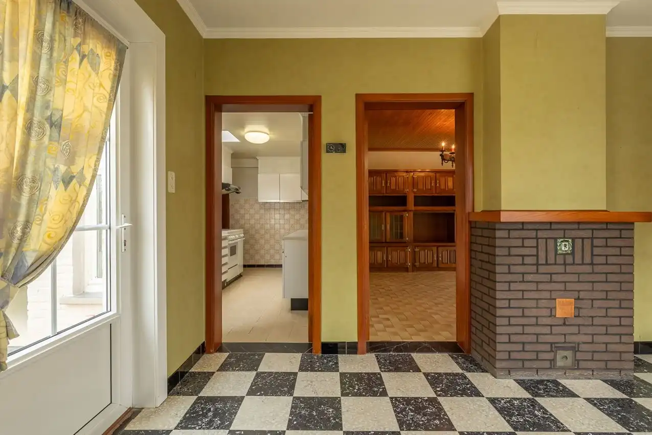 Woning met 3 slaapkamers, veranda en ruime tuin foto 29