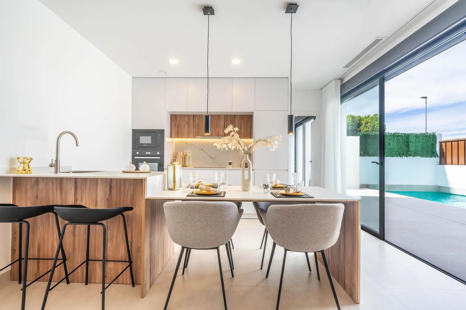 Ontdek de luxe van het leven in onze nieuwe villa's, omgeven door de groene pracht van golfterreinen. Jouw perfecte oase van rust en comfort foto 5