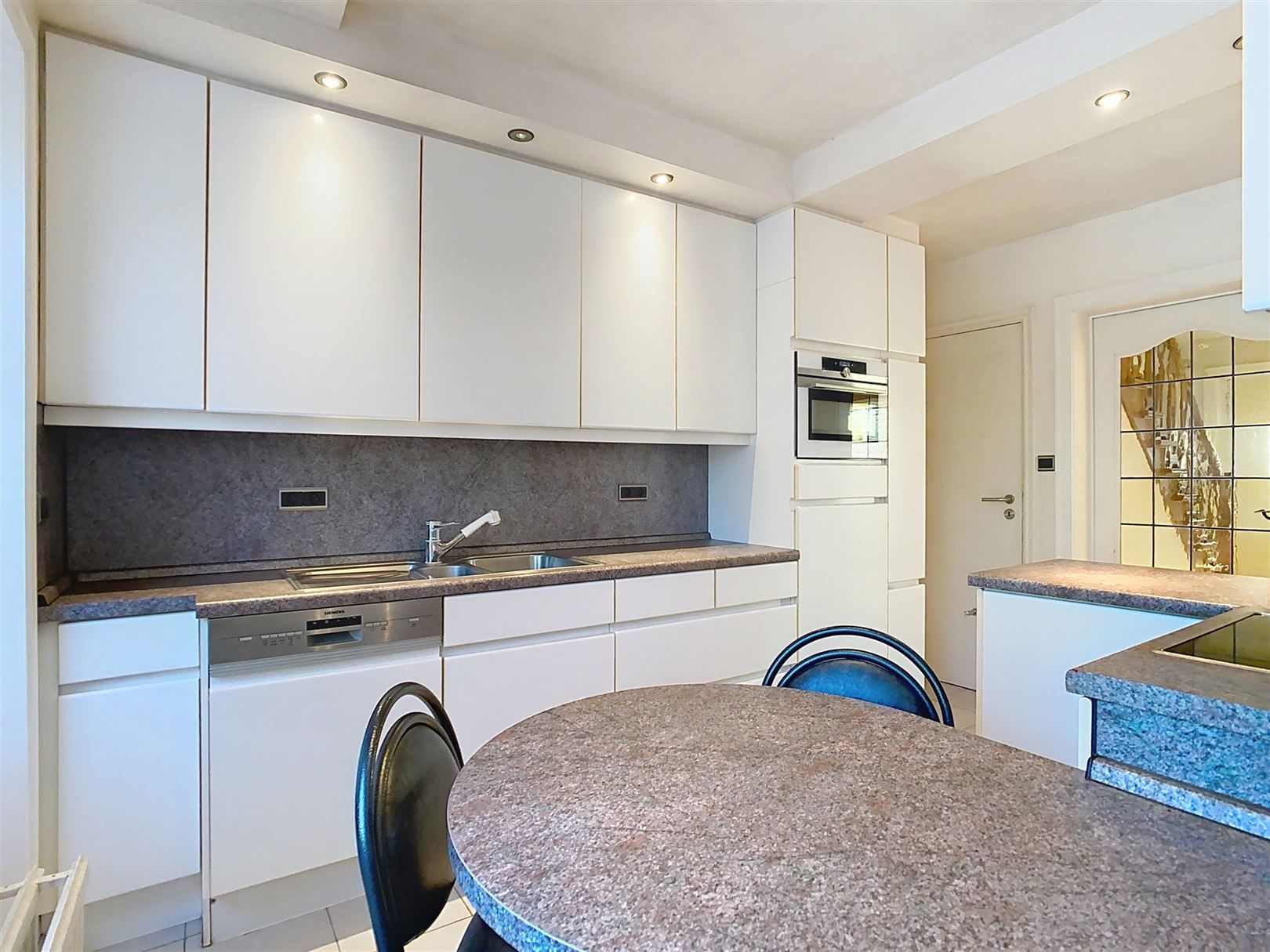Charmante woning, 3 slpks, garage, weides, 1h 23a 72ca foto 48