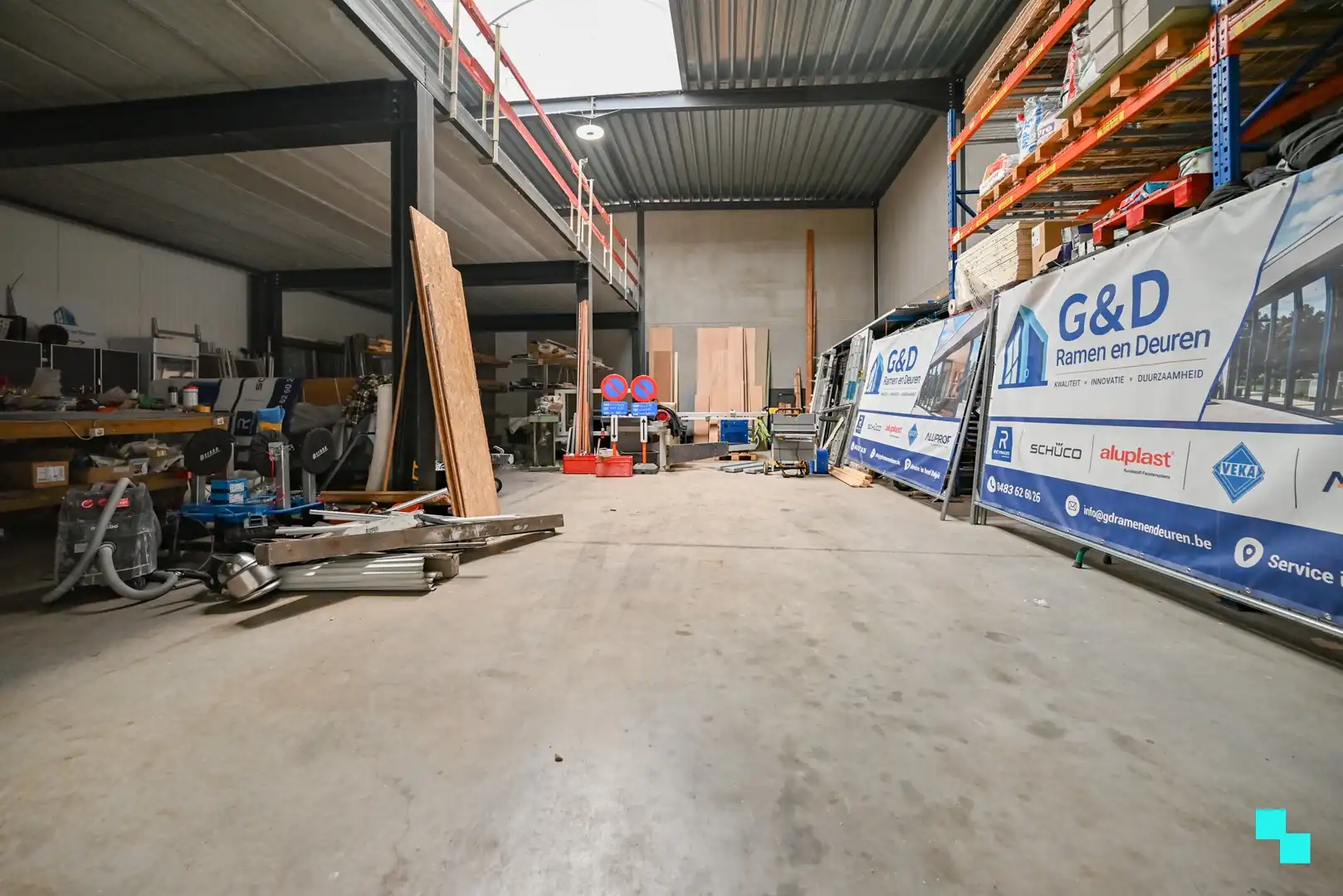 KMO-unit van ca. 182 m² met overdekte opslagruimte te Izegem foto 4