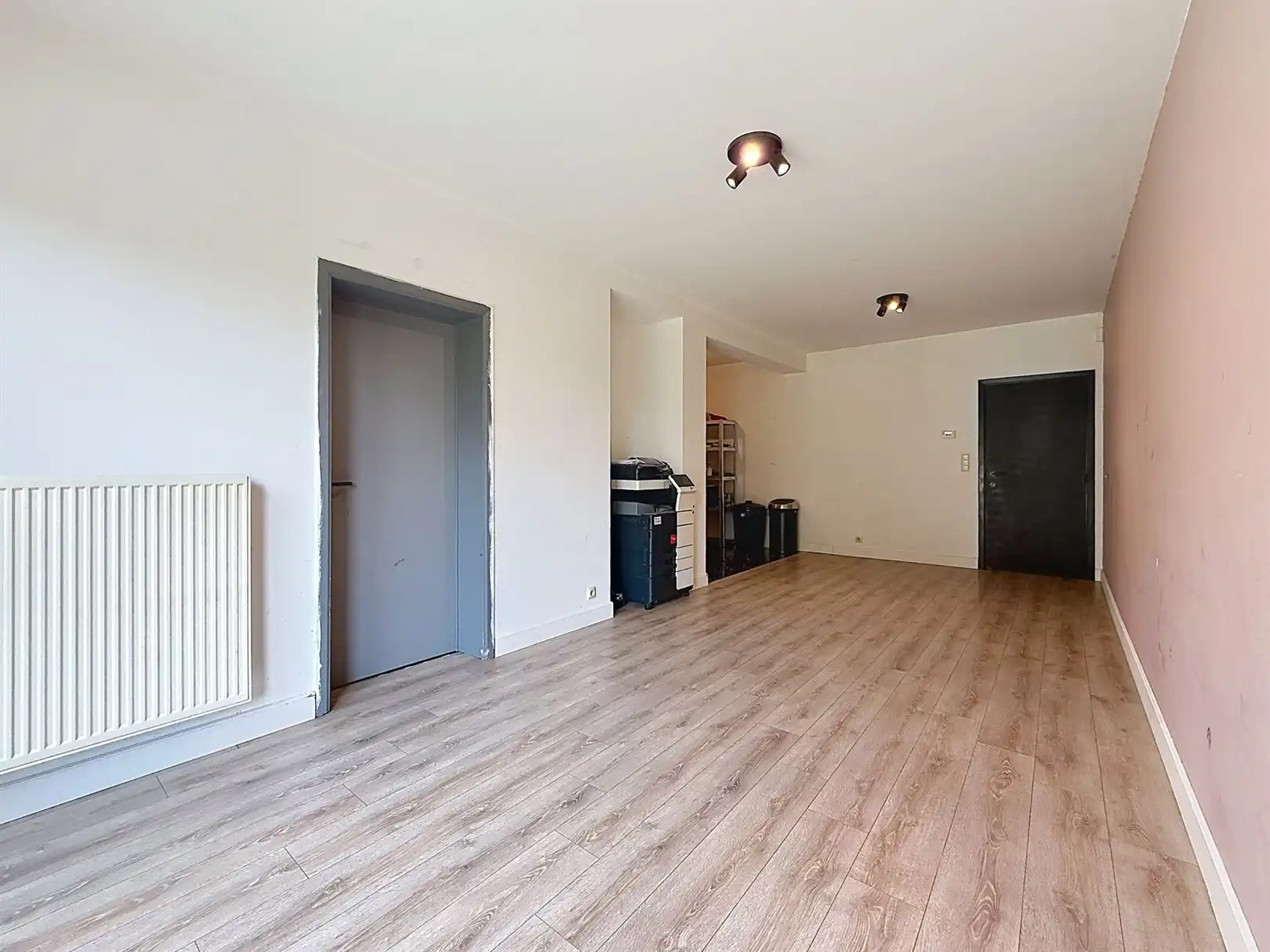 Huis met praktijkruimte, 4 slpks,  2 bdks, 10a 34ca foto 46
