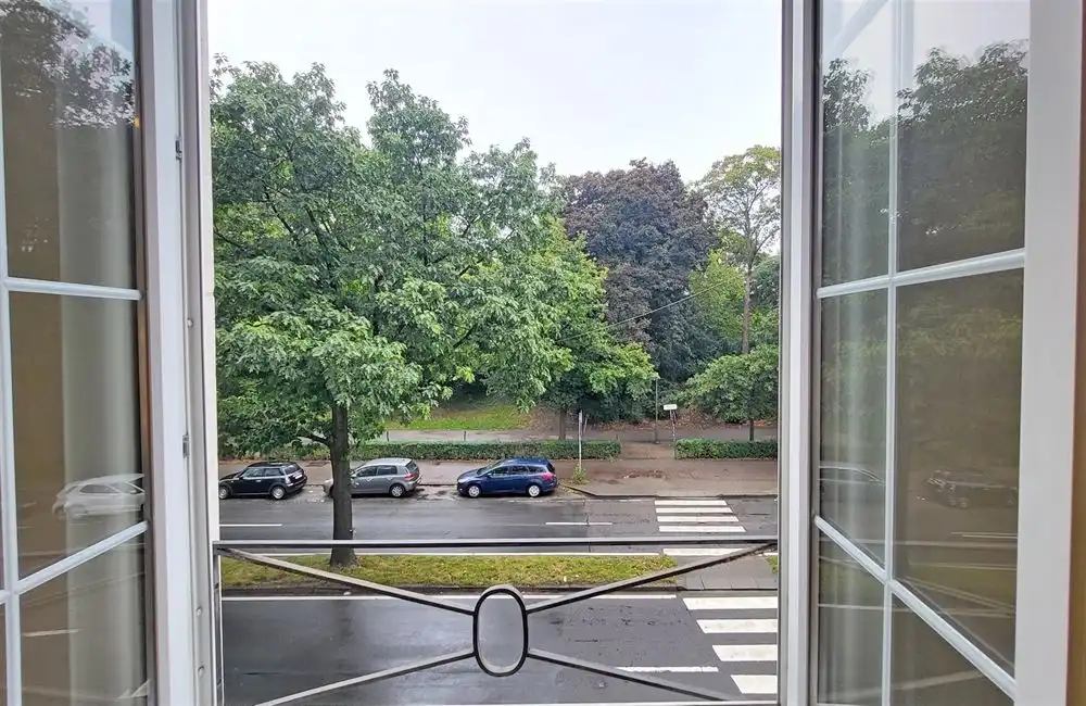 Ruim appartement met zicht op Stadspark foto 8
