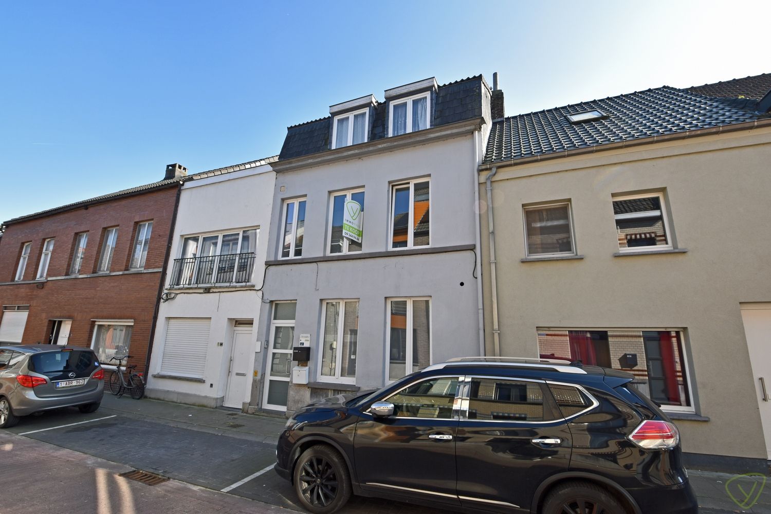 Ideale vastgoedbelegging: Centraal gelegen appartement nabij de Markt van Eeklo. foto 10
