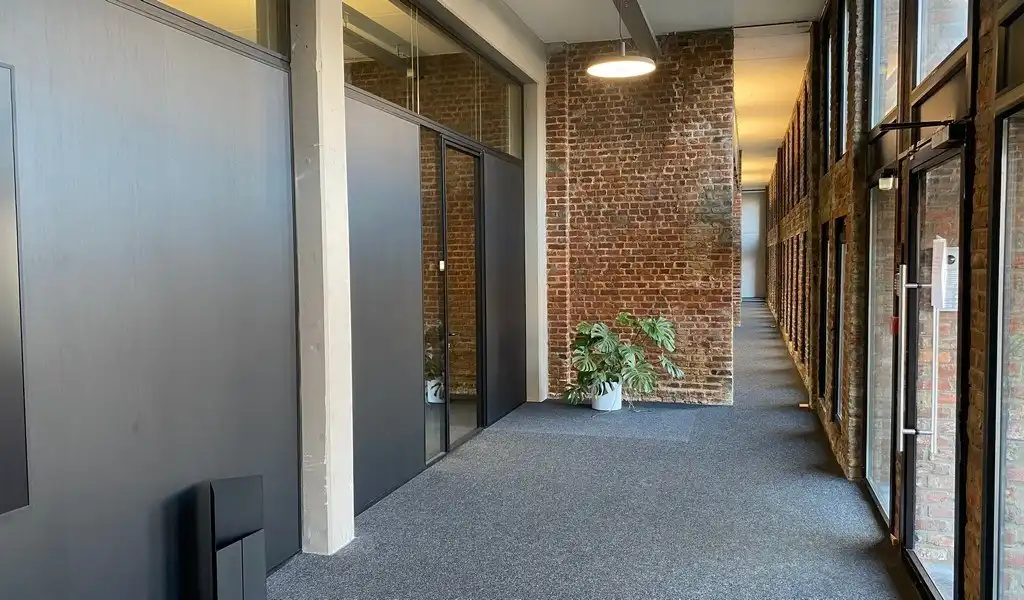 Recent ingerichte loftkantoren te koop in Kortrijk foto 24