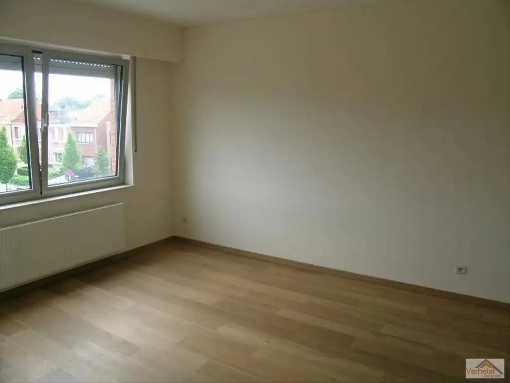 Comfortabel appartement met terras en garage foto 7