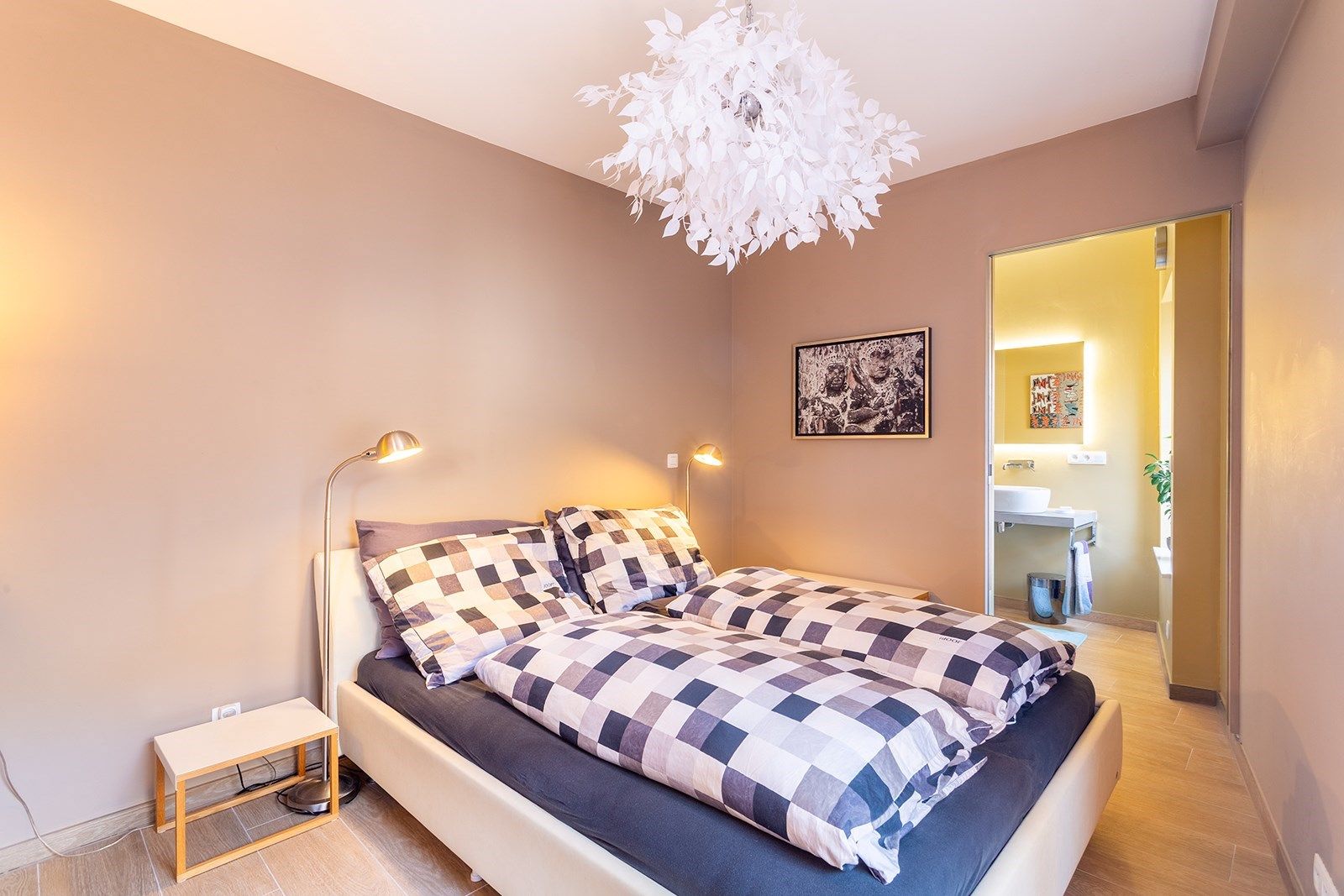 Gemeubeld luxe nieuwbouwappartement gelegen in het hartje van Antwerpen.  foto 26