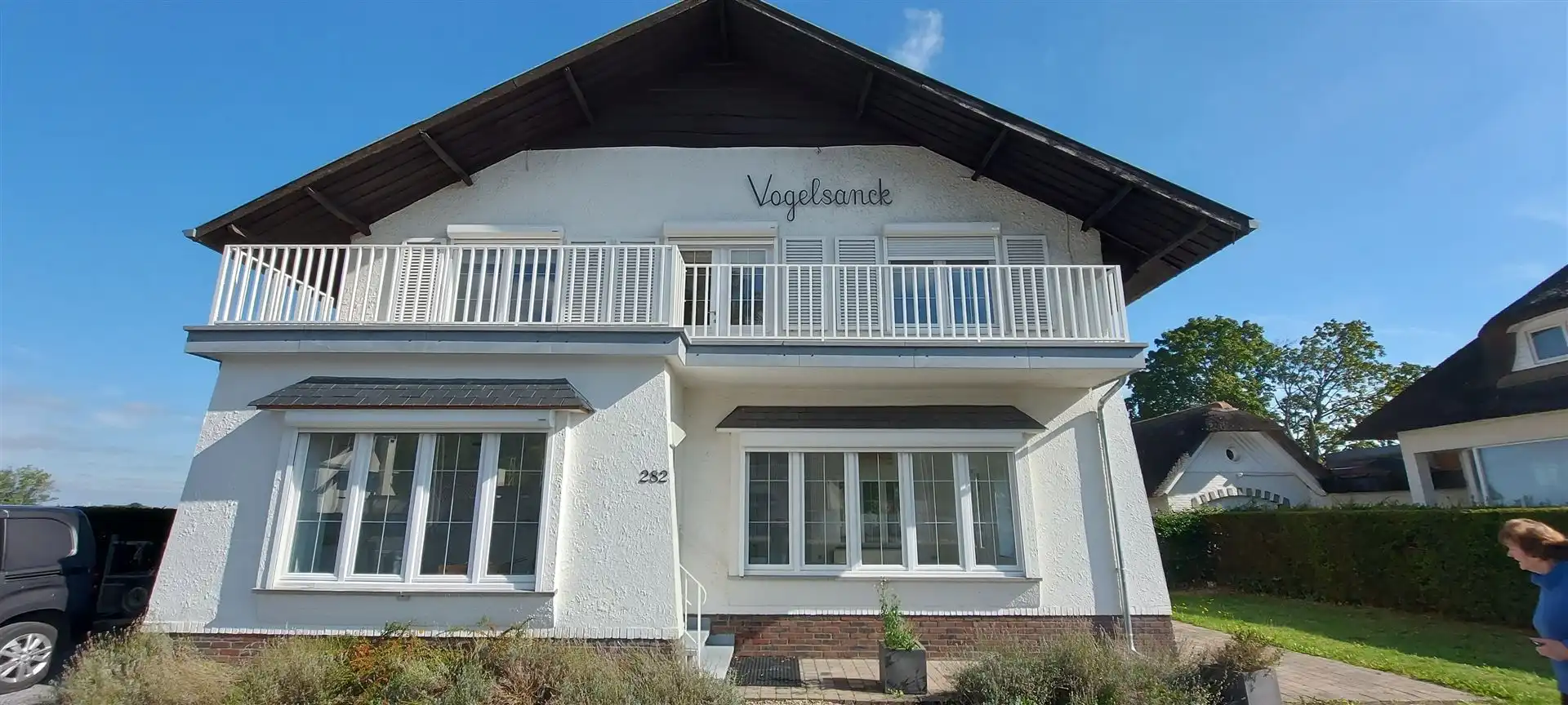 Handelsruimte met woonst foto {{pictureIndex}}