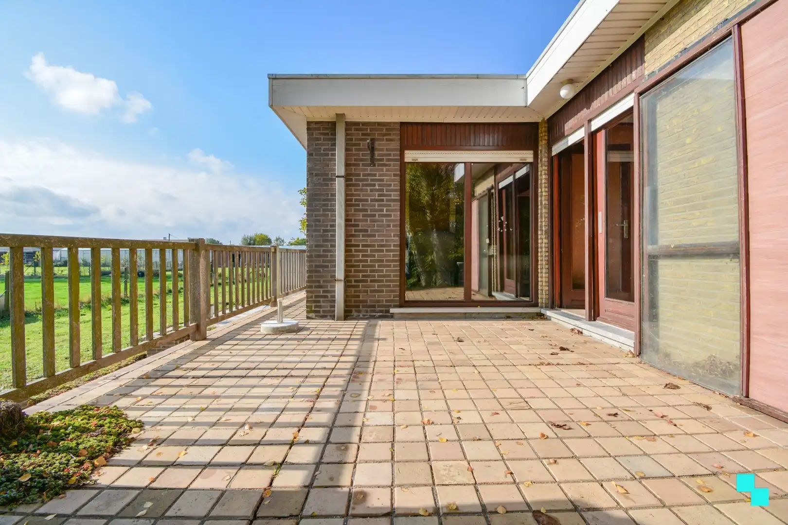 Aantrekkelijke, te renoveren woning op 11.575 m² te Roeselare foto 6