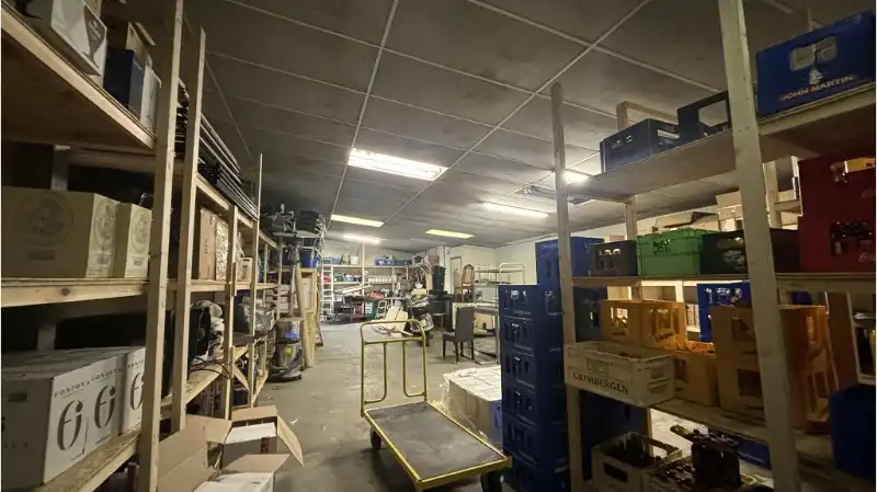 Opbrengsteigendom met Handel, Woonst en Magazijn te koop in Brugge foto 20