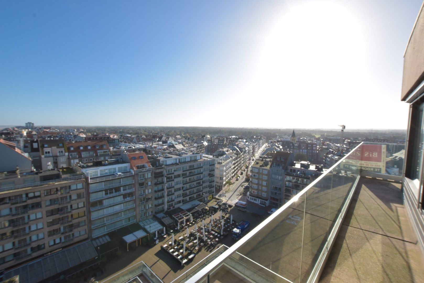 Uitzonderlijke penthouse gelegen op de Zeedijk aan het Van Bunnenplein met panoramische zichten. foto 18