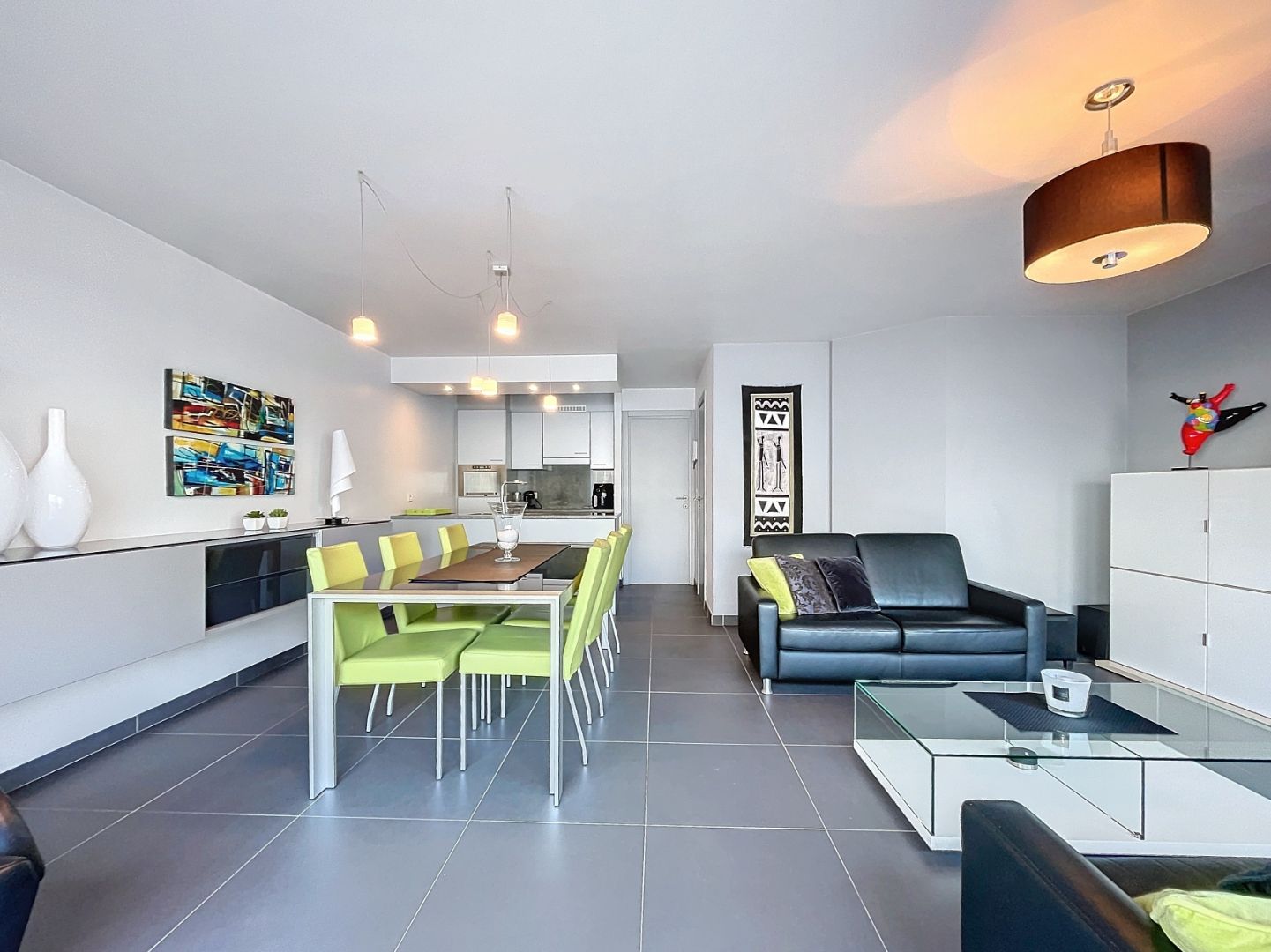 Appartement nabij het strand van Sint-Idesbald. foto {{pictureIndex}}