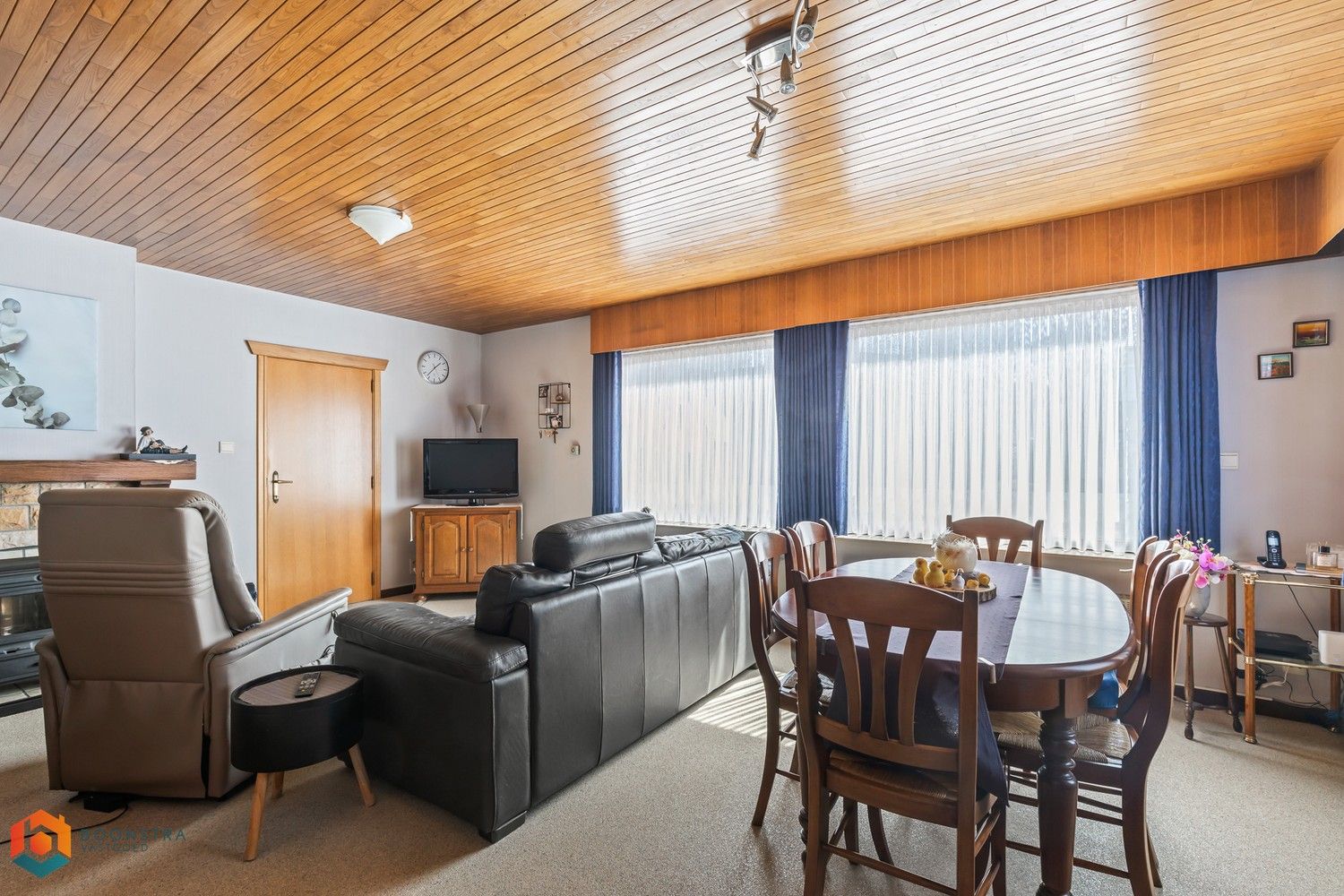 Ruime woning met 5 slpkrs en volledig ingerichte vergunde (woon)chalet 85m² op een perceel van 1117 m² foto 3