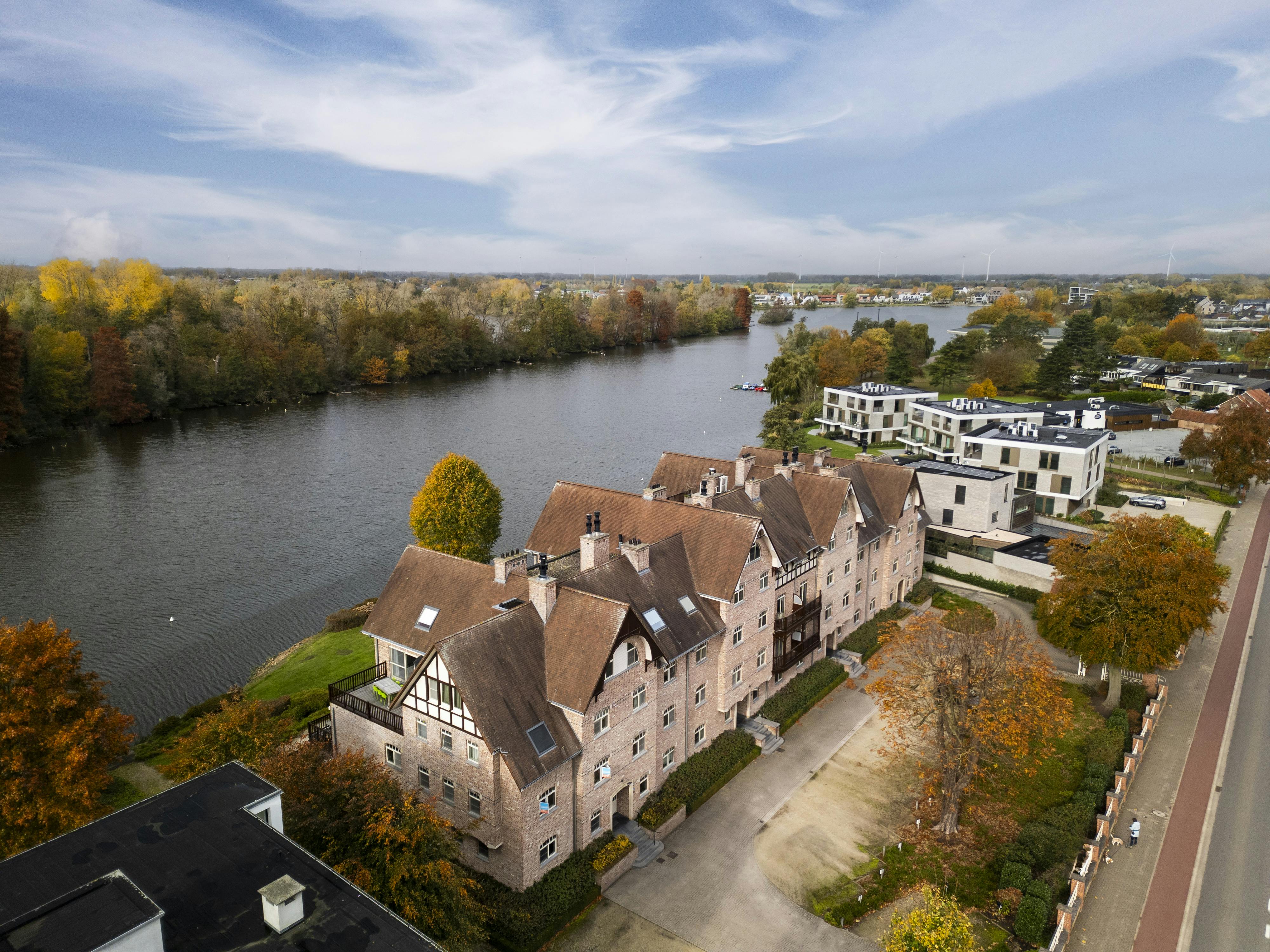 Exclusieve duplex met 3 slaapkamers en adembenemend zicht foto 21