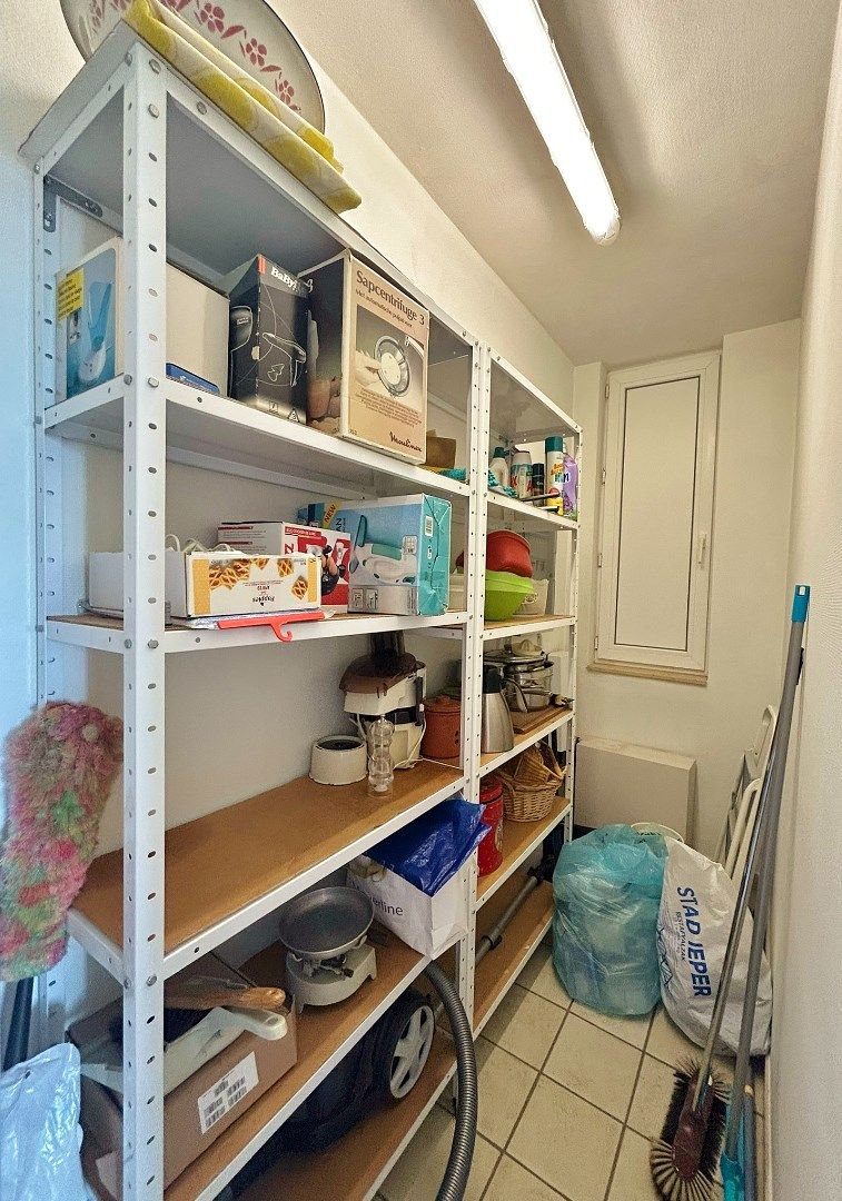 Ruim appartement met 2 terrassen en garagebox in het centrum van Ieper foto 7