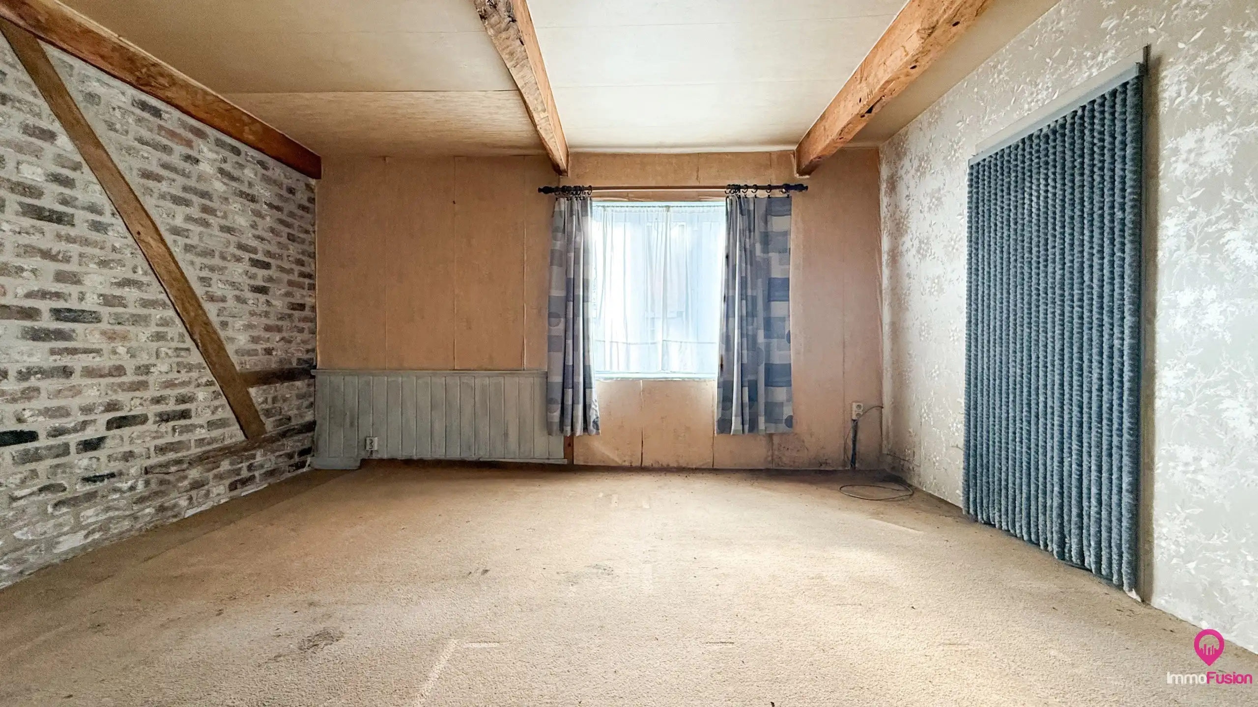 Te renoveren woning gelegen op een rustige locatie! foto 23