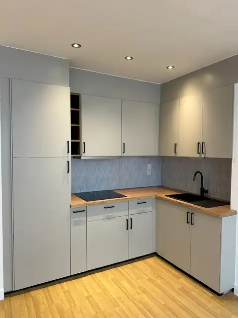 Gerenoveerd gelijkvloers appartement met 1 slaapkamer in een mooi herenhuis foto 4