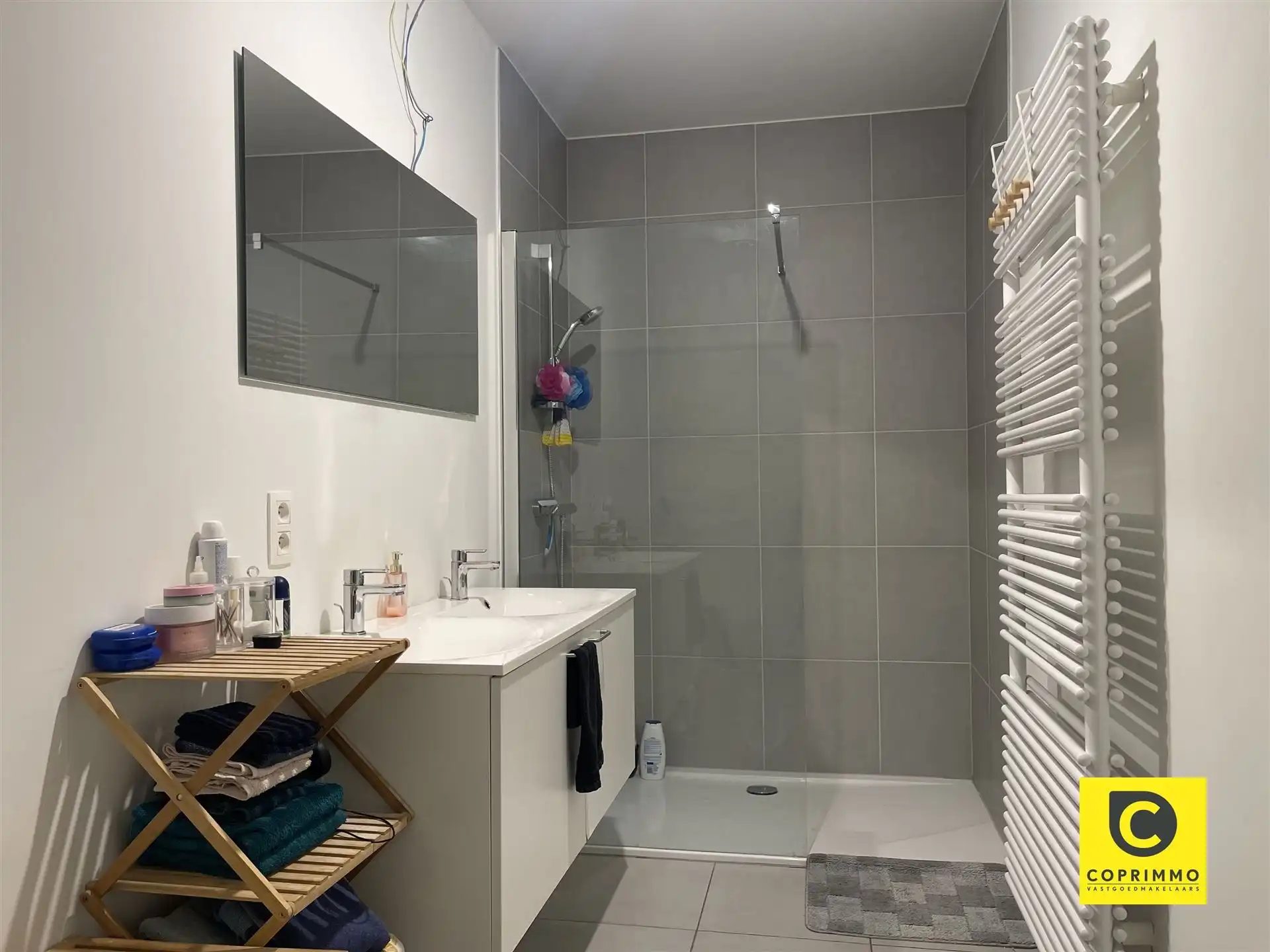 Mordern en recent 2 slp appartement  foto 6