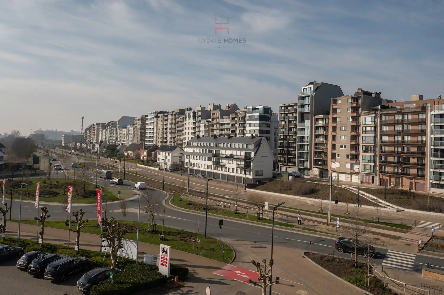 Licht en ruim duplexappartement met zonovergoten terras in Heist foto 6