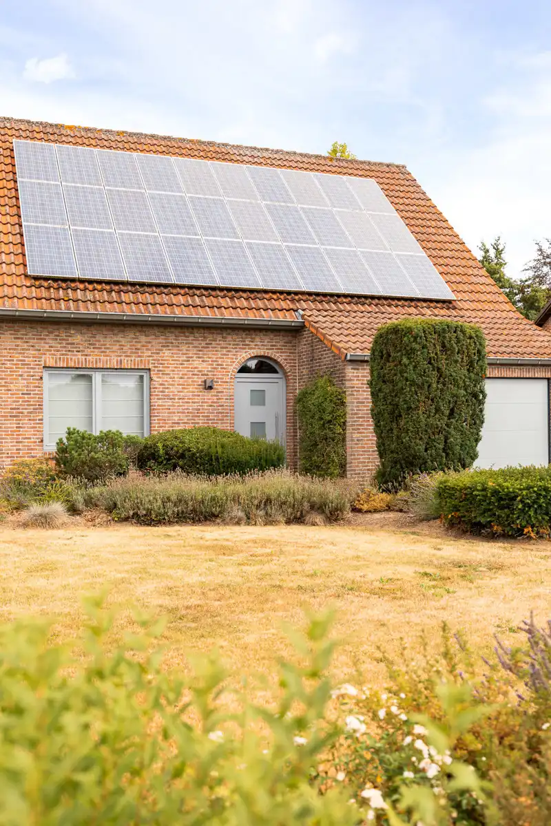 Landelijke woning op riant perceel met zwembad foto 4