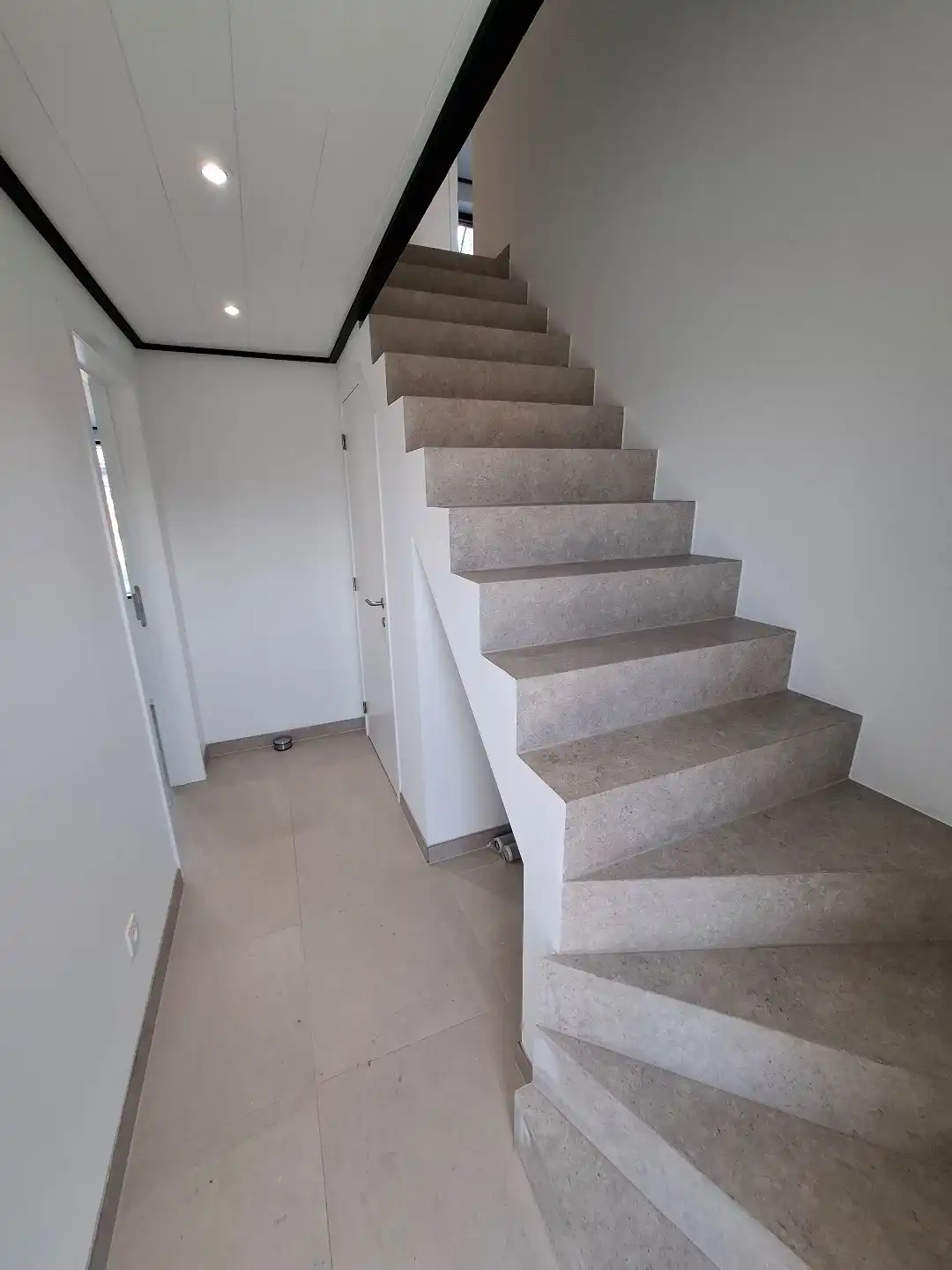 Instapklare BEN-woning met geothermische warmtepomp, passieve koeling en domotica foto 8
