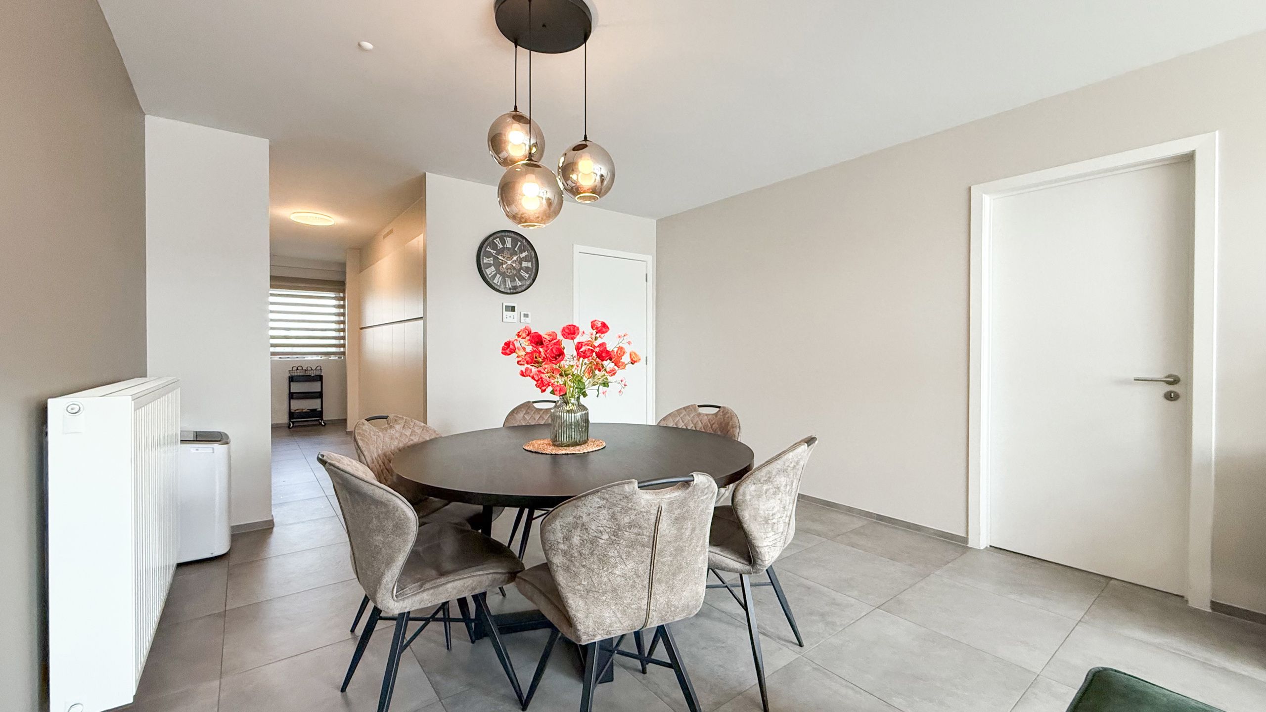 Nieuwbouwappartement met 2 slpks terras en parking aan 2% RR foto 9