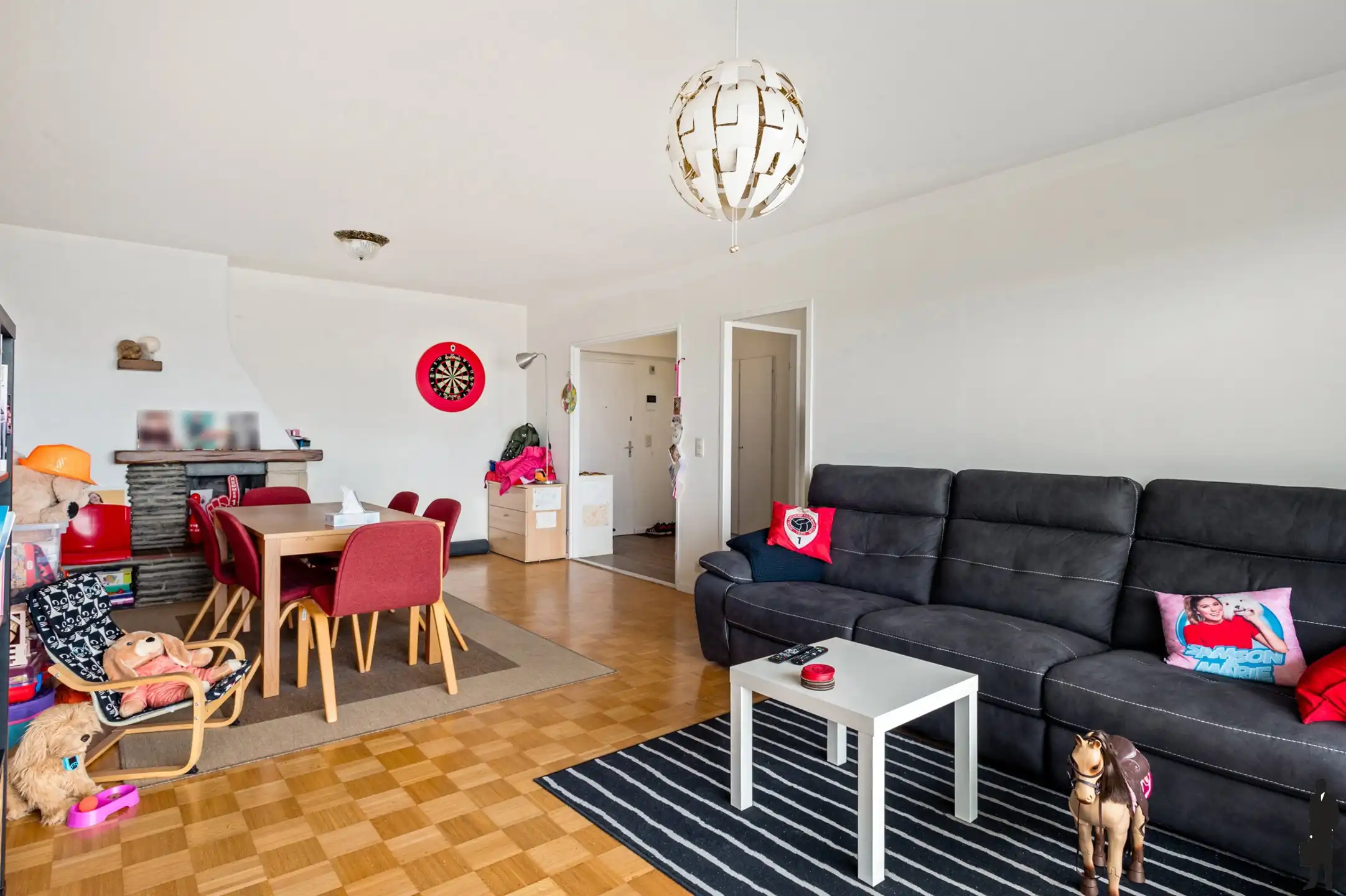 Lichtrijk appartement met ruim terras foto 2