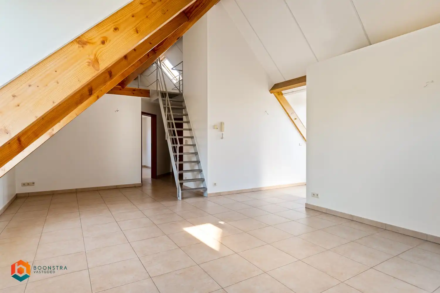 Dakappartement met prachtig, ruim terras foto 4