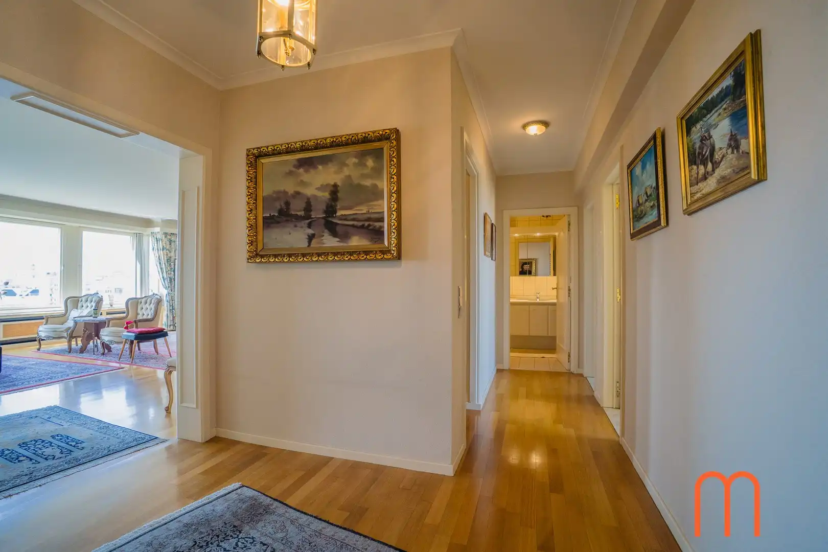 Ruim appartement te koop in Oostende met panoramisch zeezicht foto 9