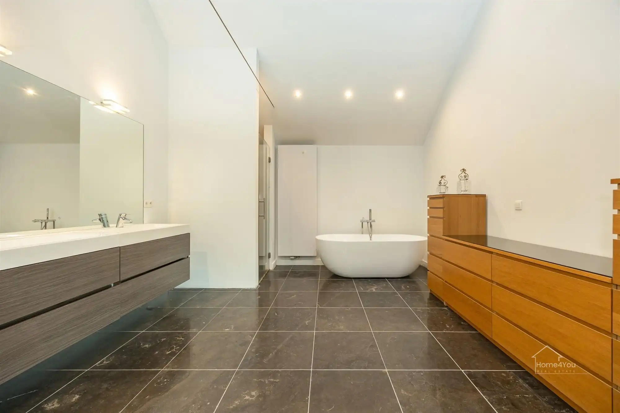 Karaktervolle hoevewoning nabij de Maas foto 16