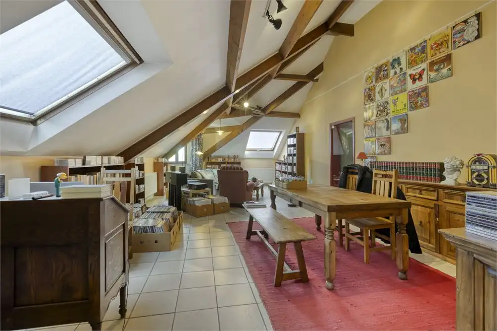 Dakappartement in kleine residentie foto 7