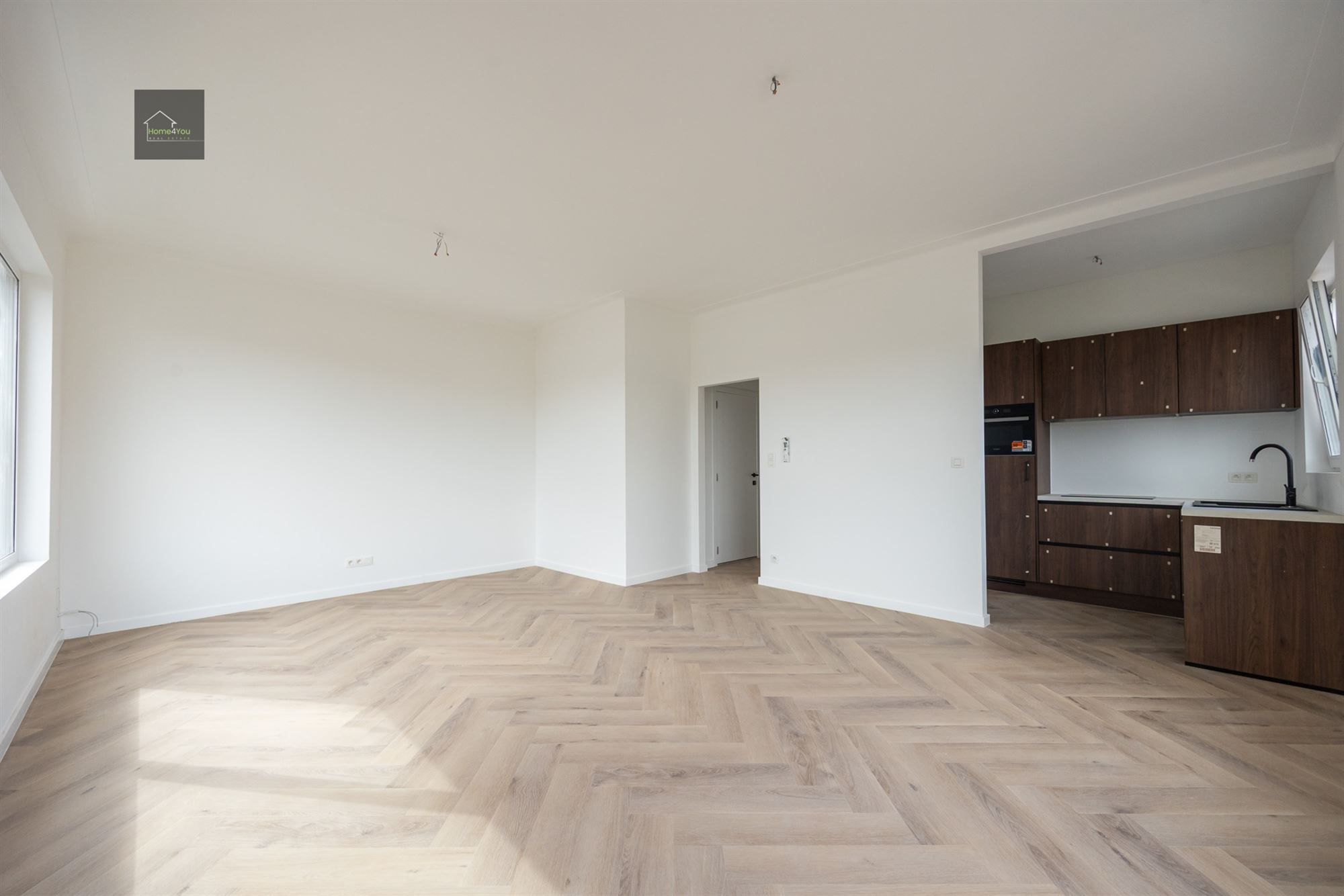 Gerenoveerd appartement te koop! foto 2