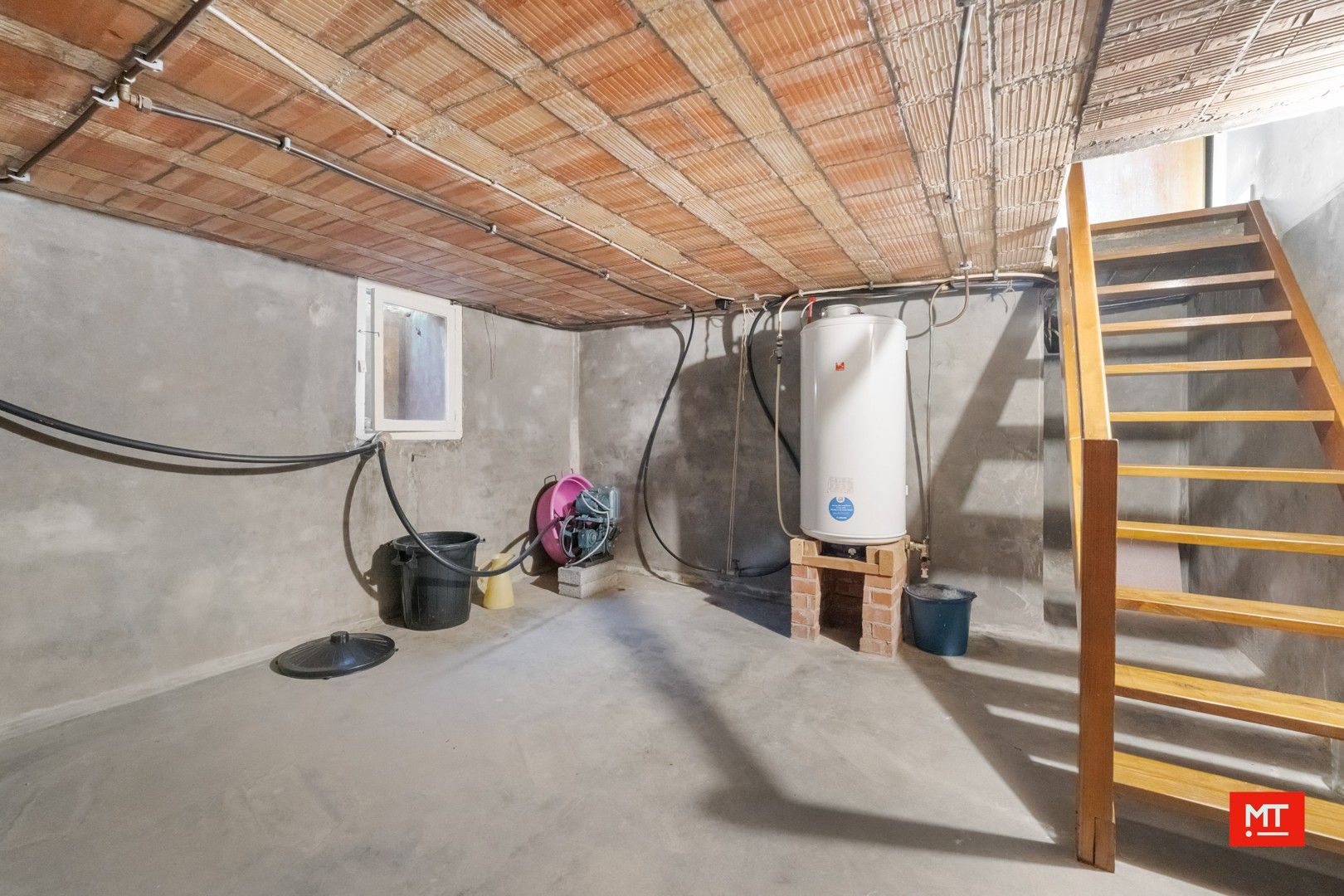 Kloeke, alleenstaande woning met 4 slaapkamers (+ mogelijk), Zuidgerichte tuin en garage foto 17