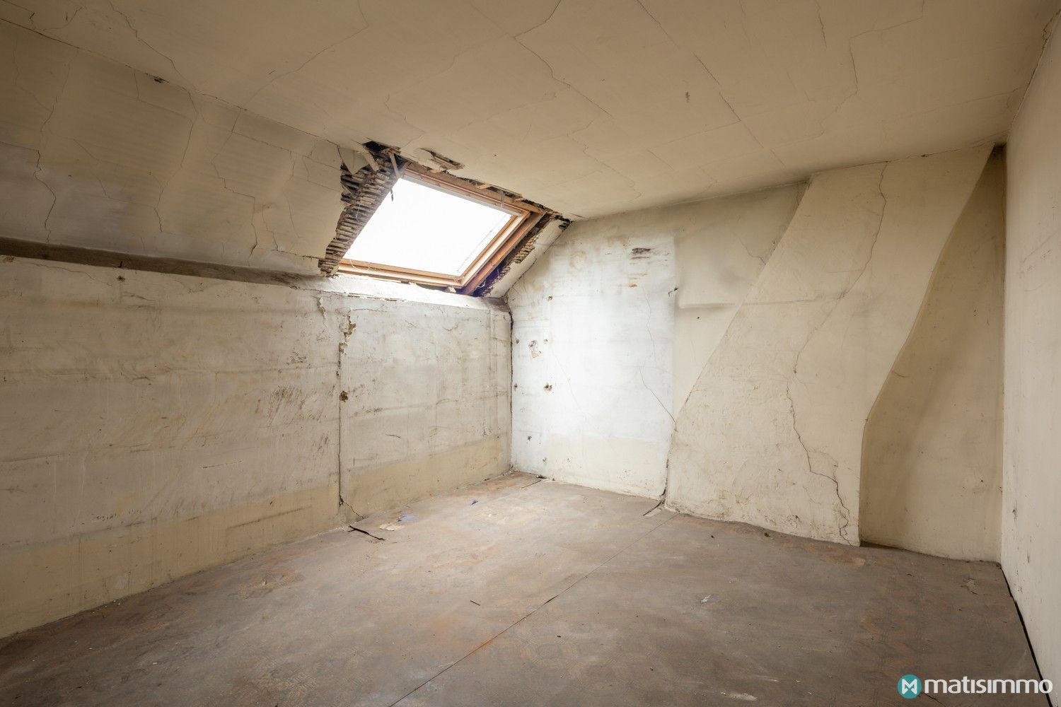 GOED GELEGEN PROJECT VOOR 3 APPARTEMENTEN + 6 AUTOSTAANPLAATSEN IN CENTRUM BILZEN foto 26