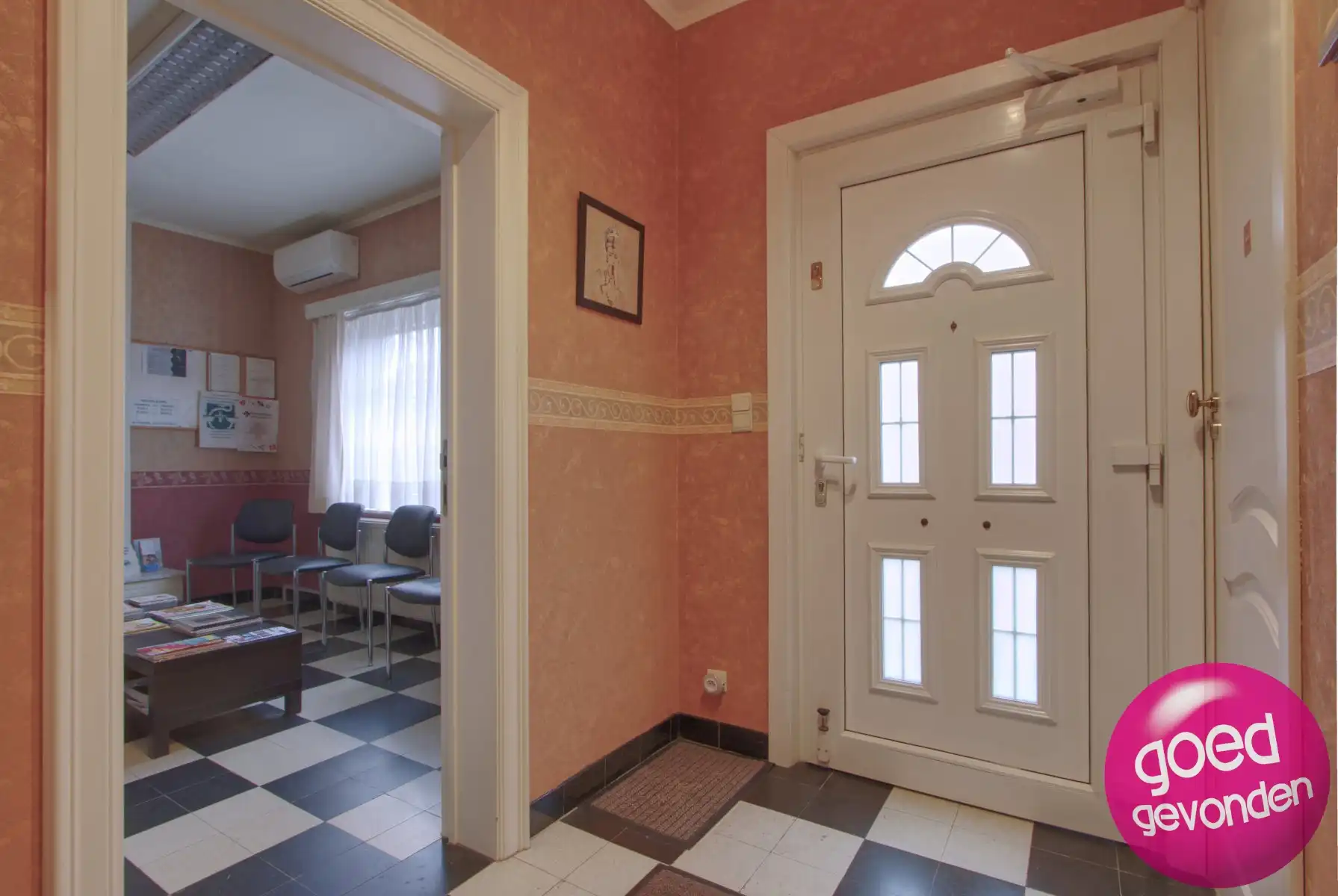 WONING - PRAKTIJK - 4 SLK - 3 BDK - TUIN - TERRAS - PARKING foto 4