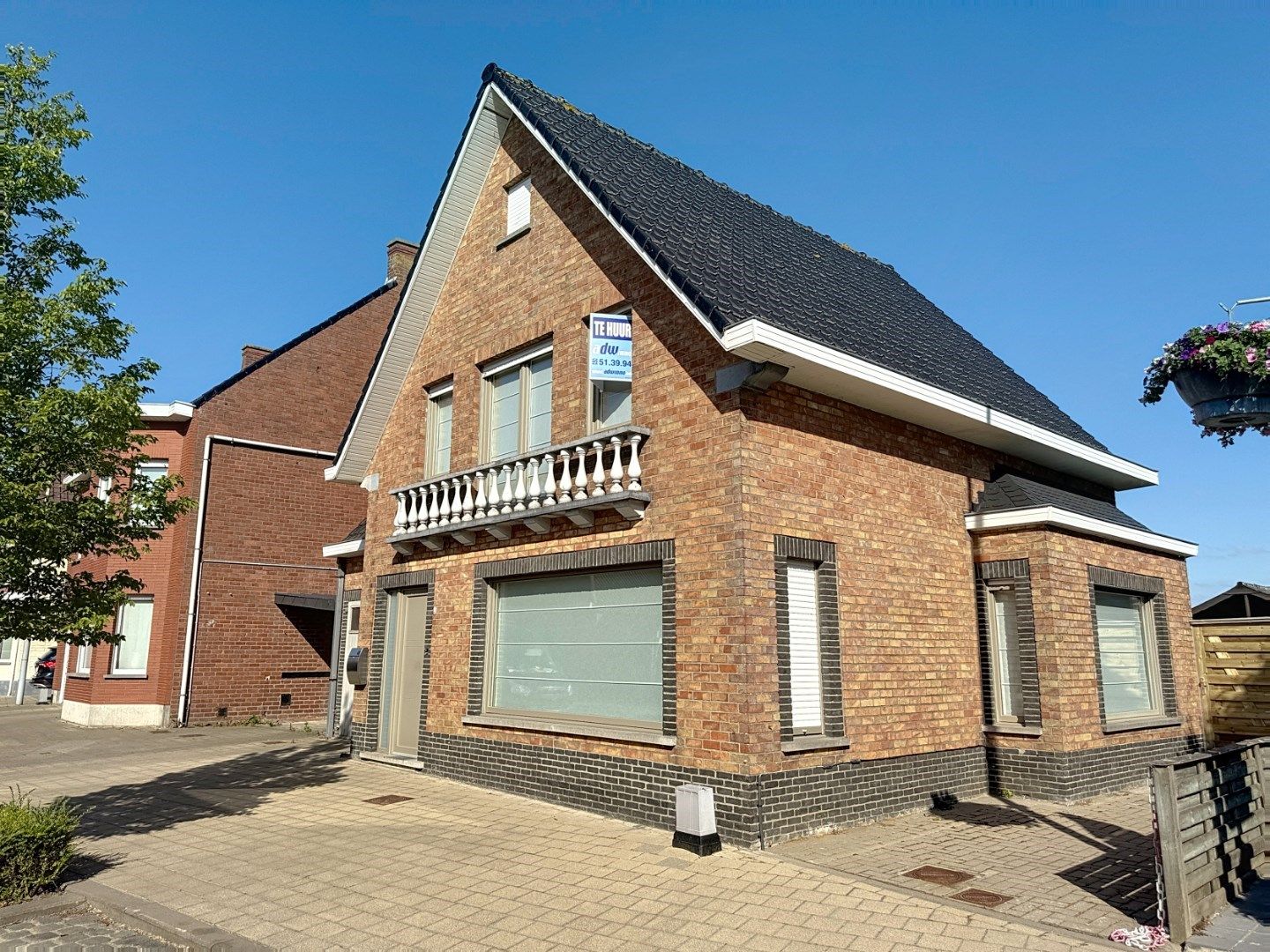 Instapklare en ruime woning met 3slpks en tuin foto {{pictureIndex}}