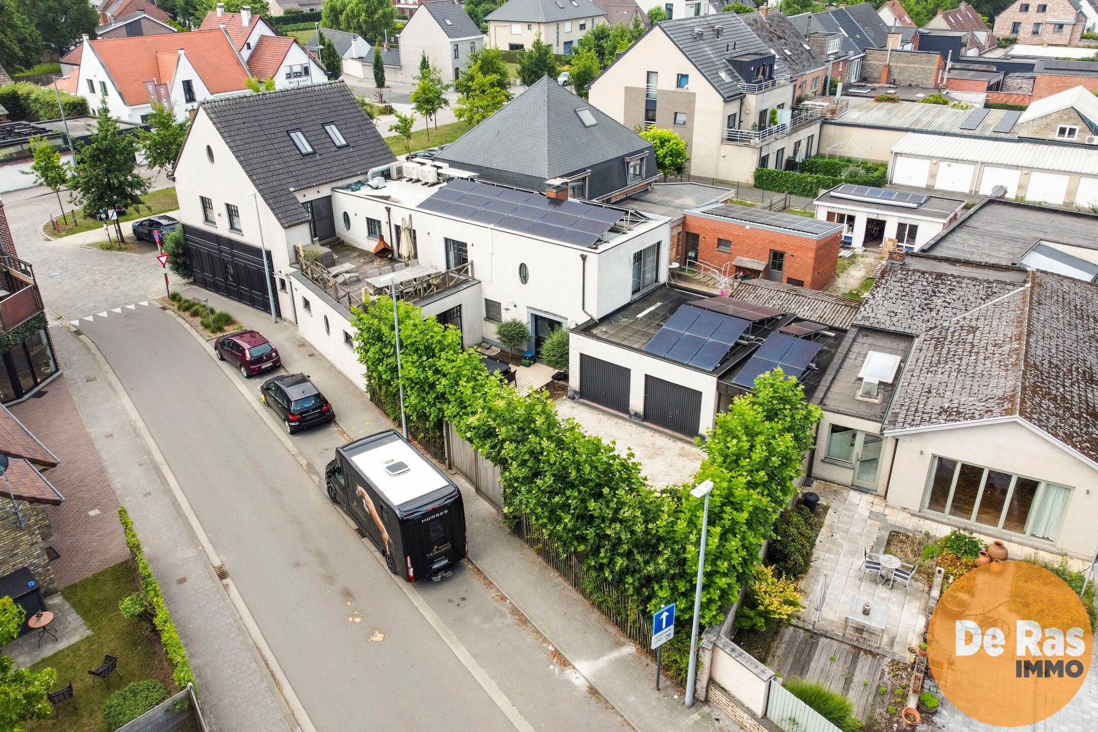 LAARNE - Bloeiende slagerij/traiteurzaak & luxe duplexapp. foto 42