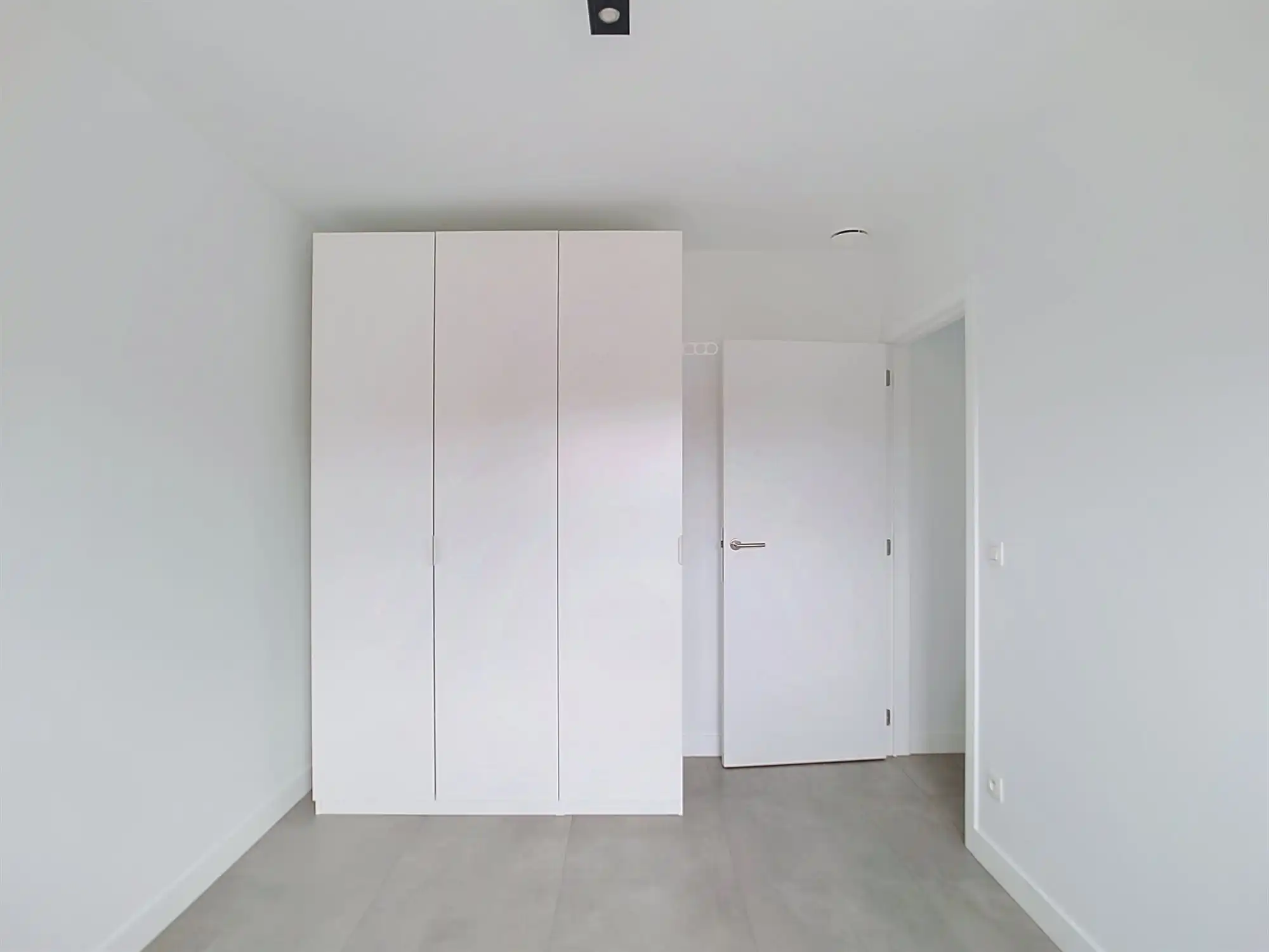 Lichtrijk en recent nieuwbouwappartement met 3 slaapkamers en overdekt terras in een rustige omgeving foto 12