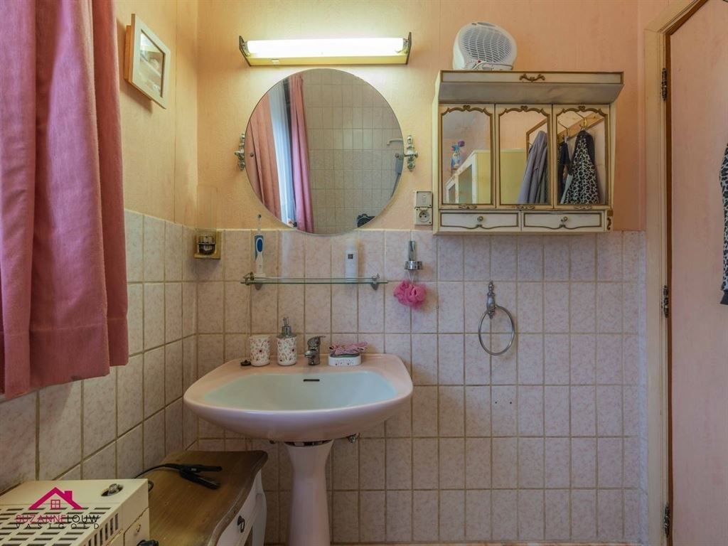 Vrijstaande gezinswoning foto 16