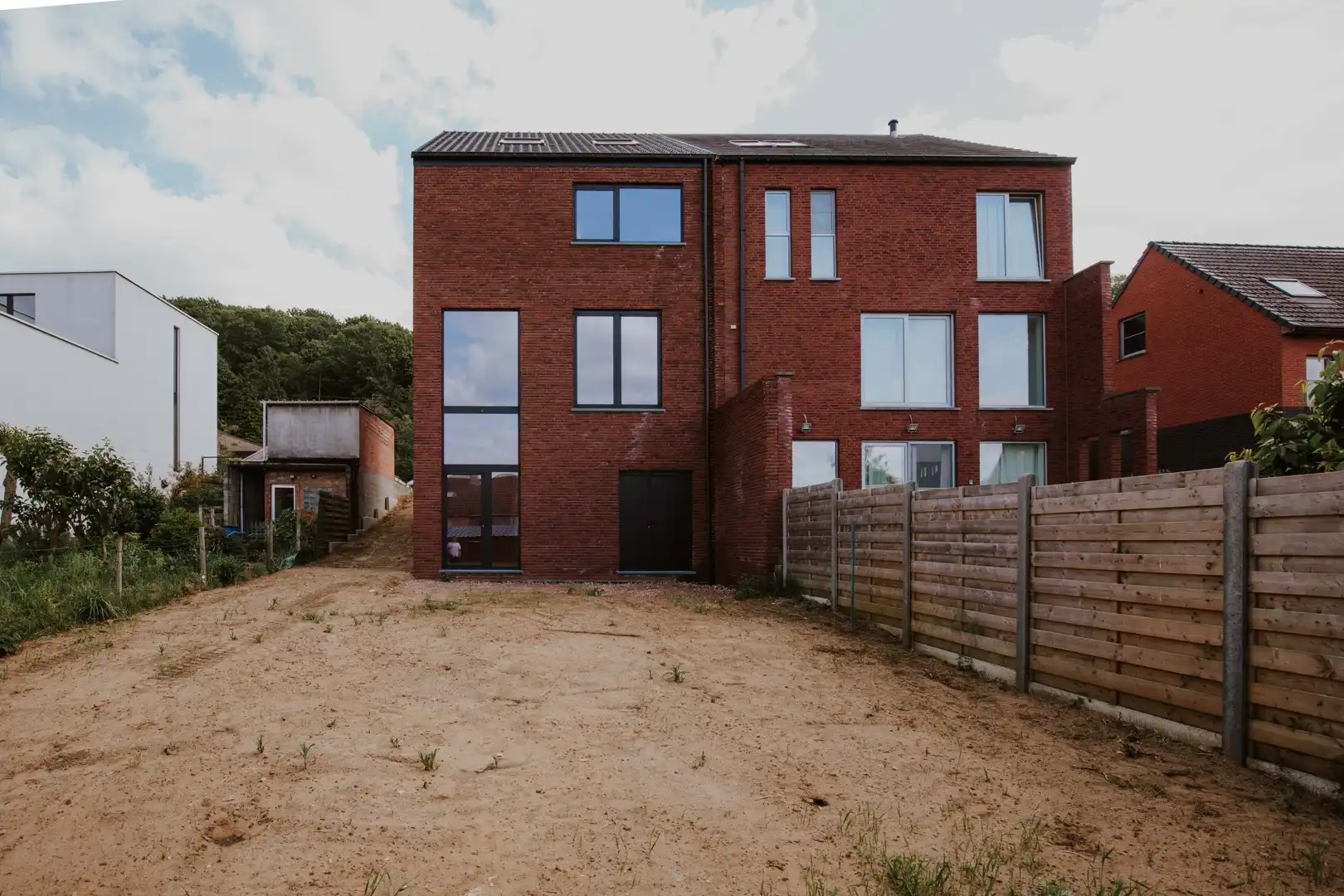 Lichtrijke nieuwbouwwoning met loftgevoel foto 5